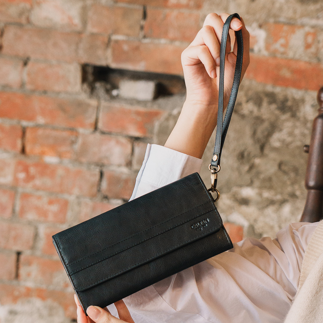 多功能手拿長夾-四色(072061)