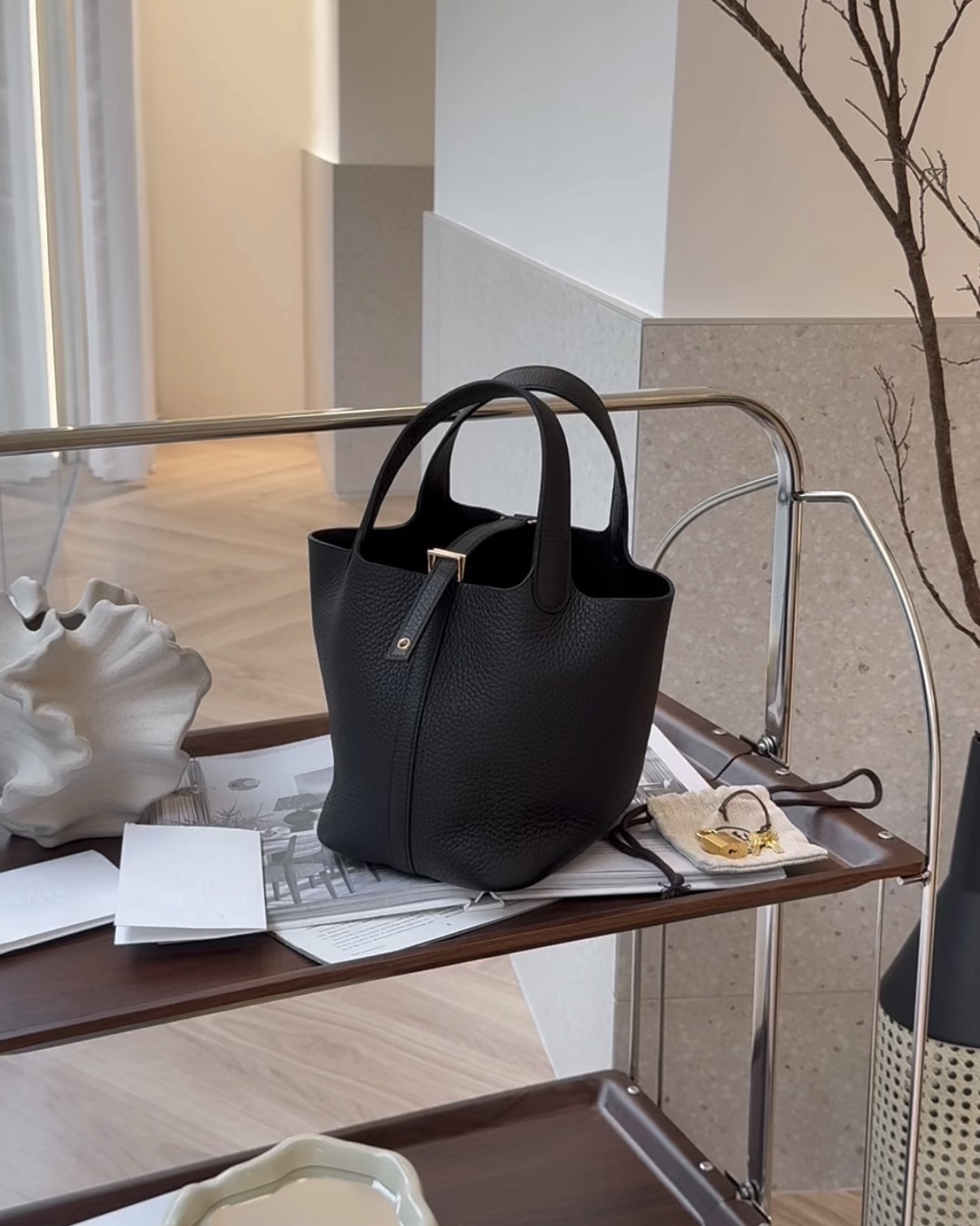 HERMES｜P18 菜籃子 黑金TC皮 K刻