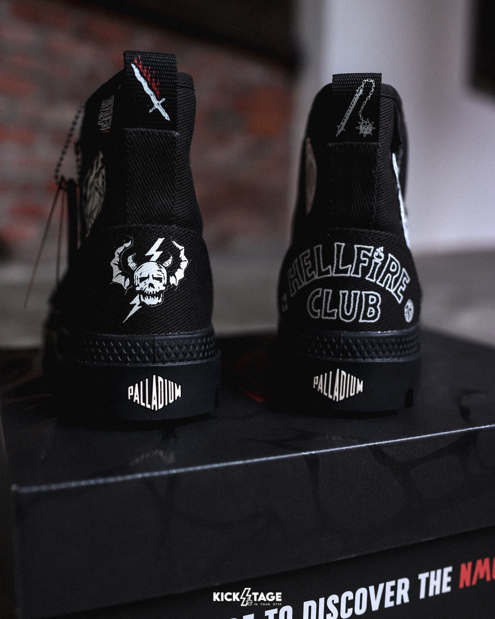 PALLADIUM PAMPA HELLFIRE 黑怪奇物語地獄火俱樂部聯名刺繡塗鴉休閒鞋