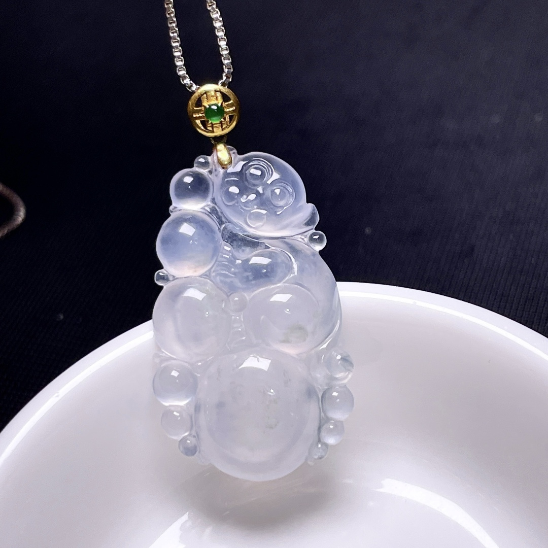 126431 翡翠靈猴吊墜