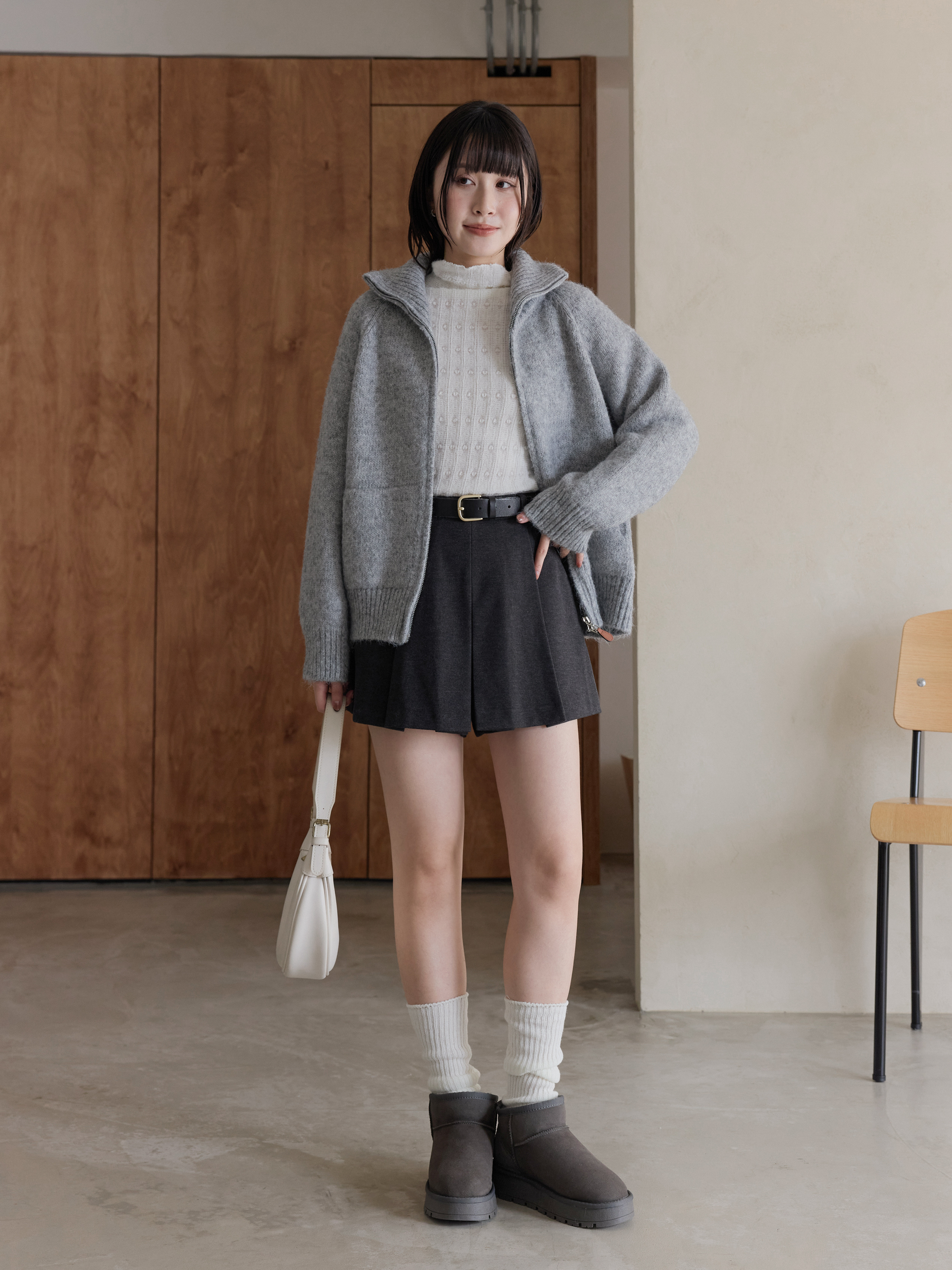 1205chu_1205.jpg 1205chu_1205.jpg