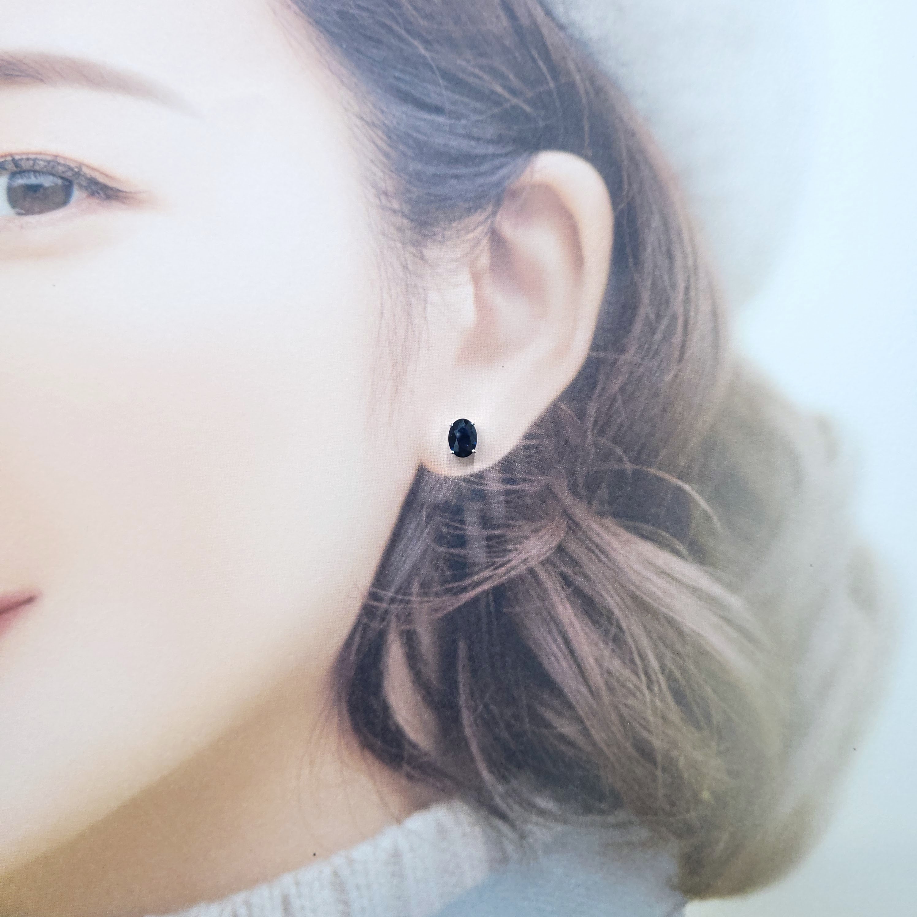 全新18K白金【主石1卡72份藍寶石】耳環