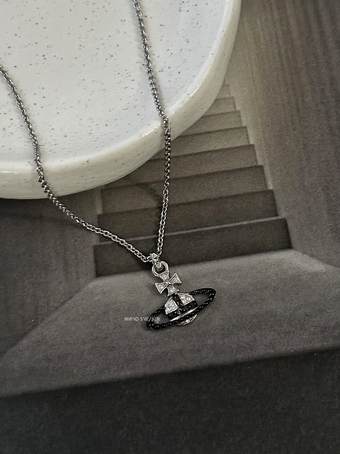 <聖誕快樂✨> Vivienne Westwood Man. Mayfair 黑銀星球項鍊