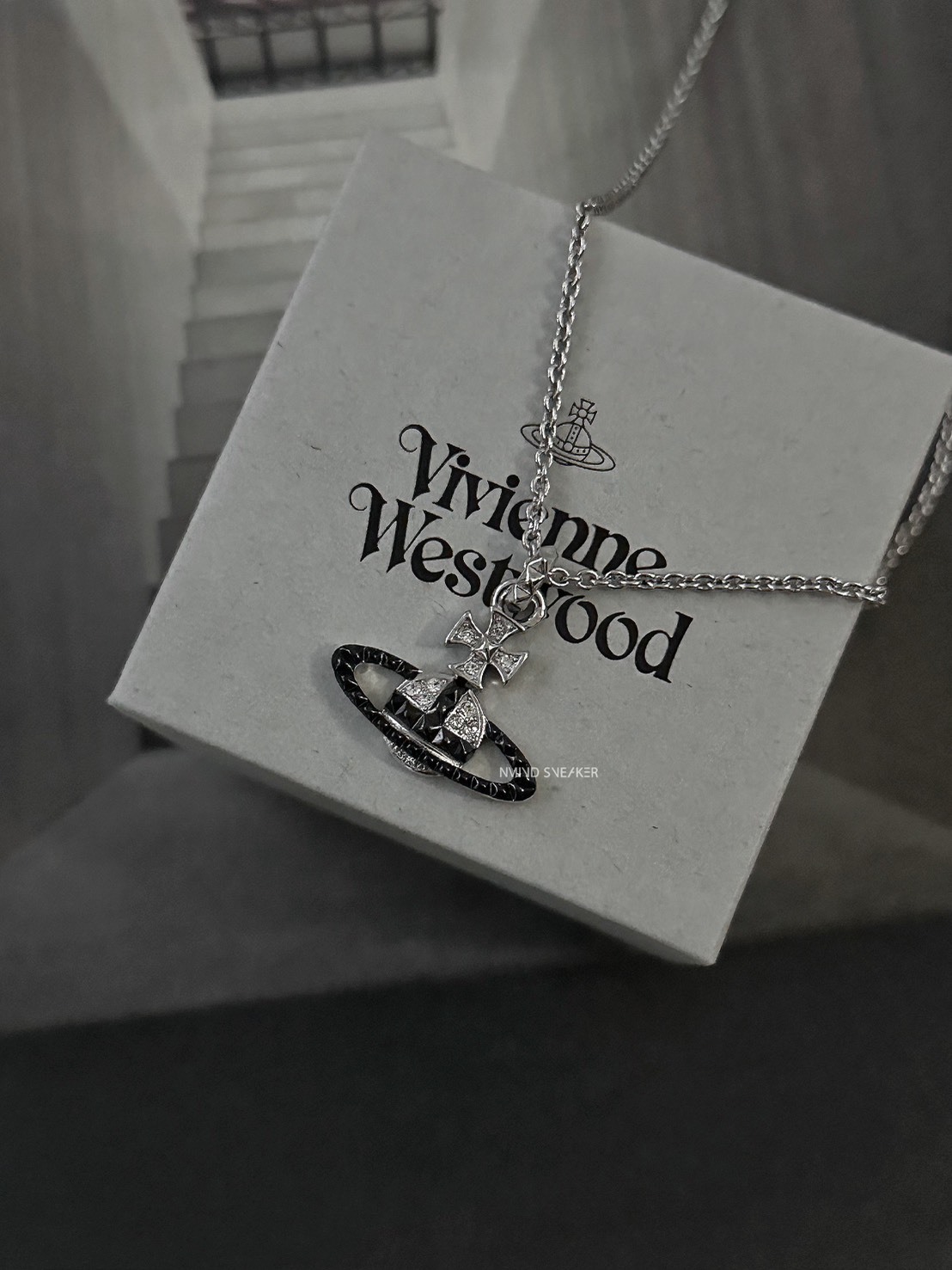 <聖誕快樂✨> Vivienne Westwood Man. Mayfair 黑銀星球項鍊