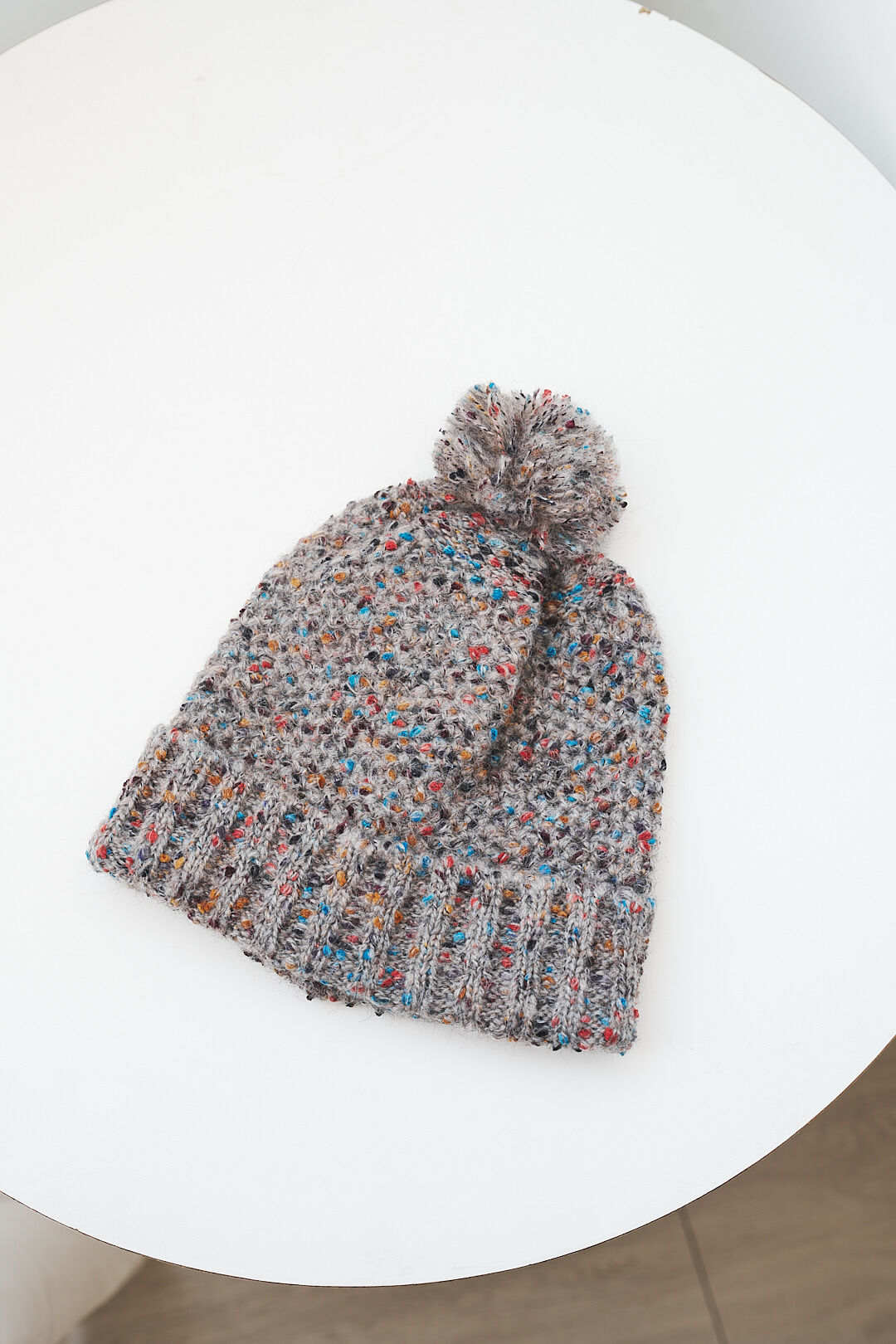 星塵聚！彩色點點羊毛帽(兩色)