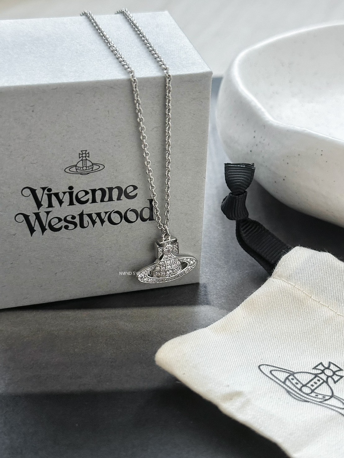 <聖誕快樂✨> Vivienne Westwood Carmela 滿鑽星球項鍊
