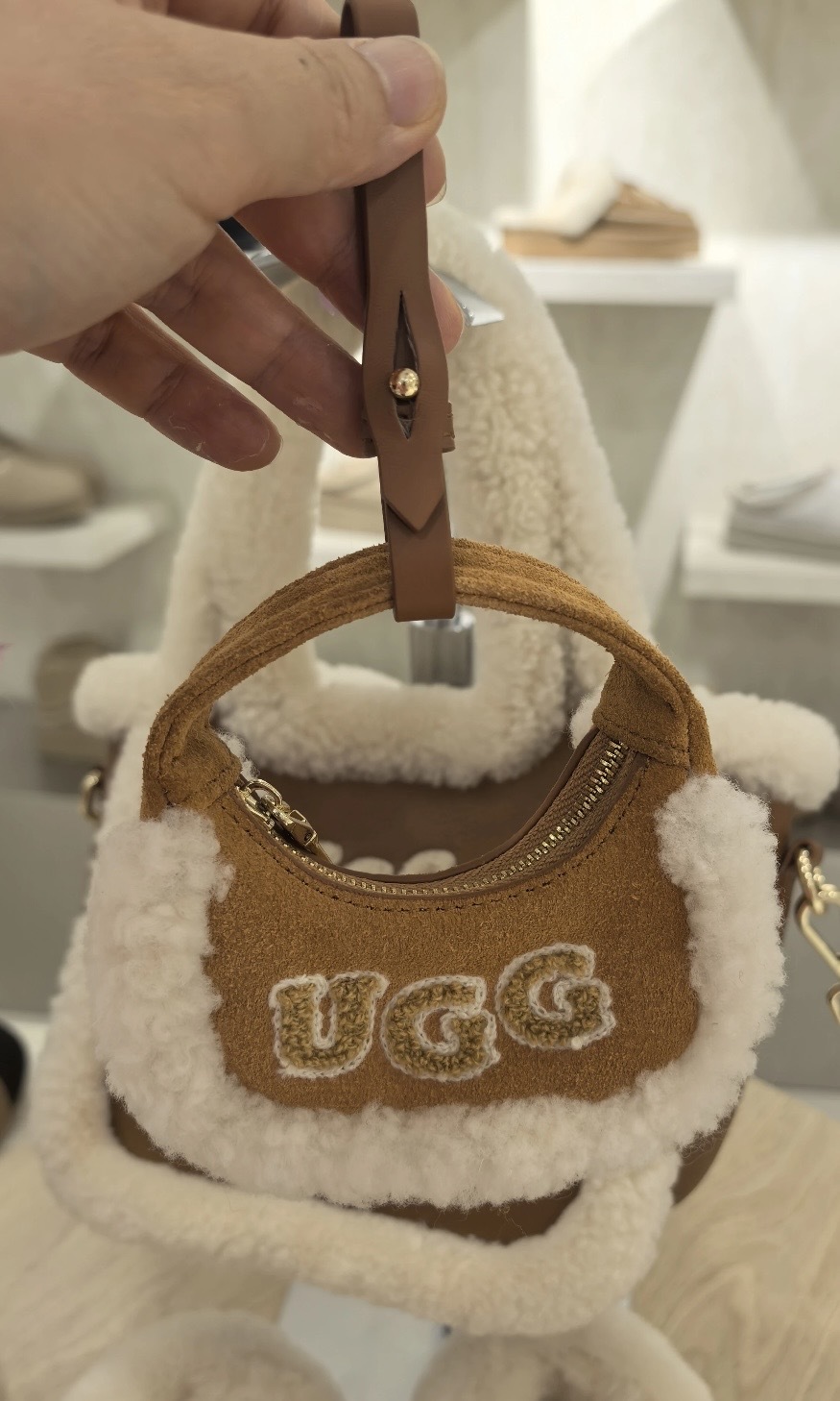 UGG Ozlana Logo-lettering Pouch