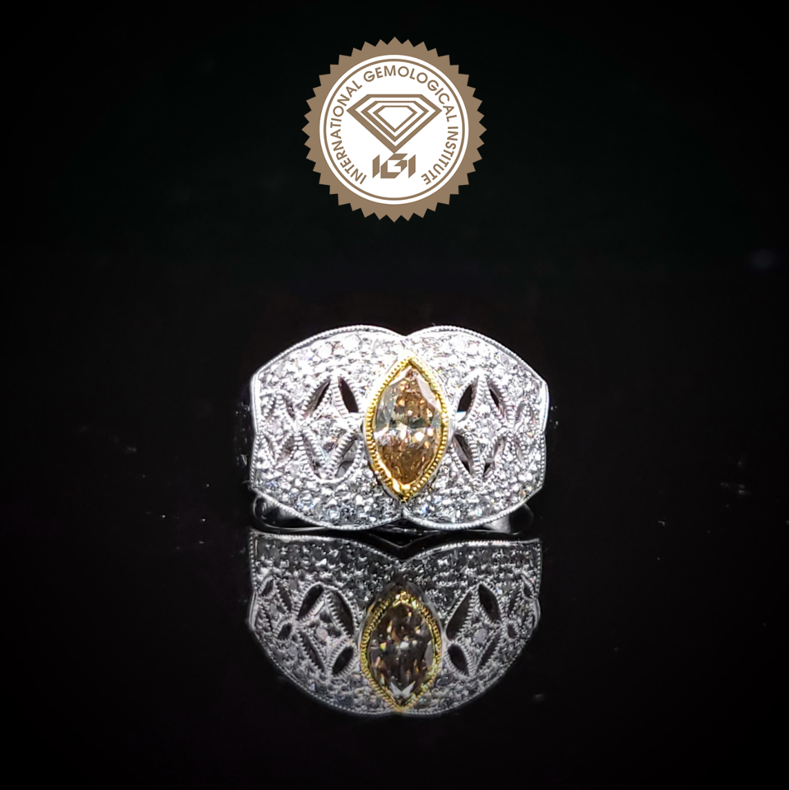 全新18K金【單粒44份欖尖形咖啡鑽】配小鑽共80份鑽石戒指