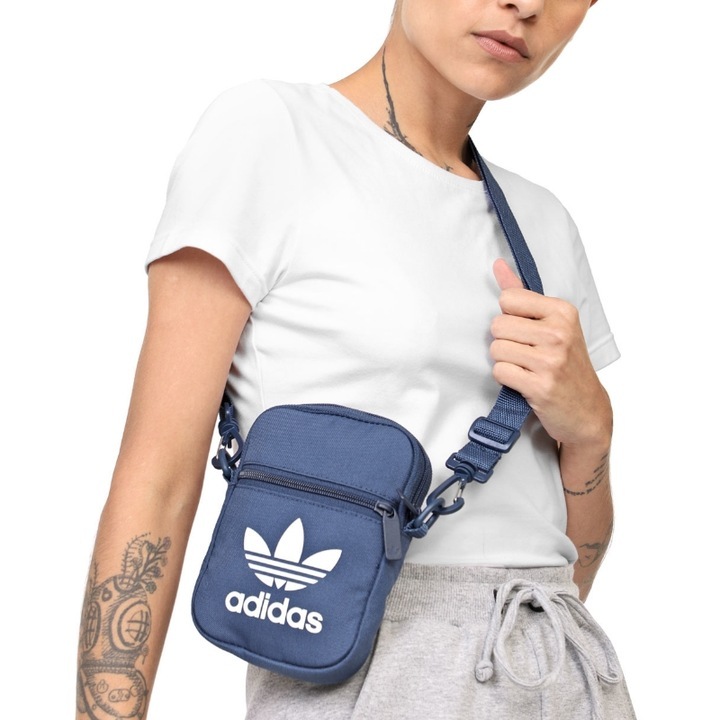 【逢甲 FUZZY】Adidas Fest Bags 淺藍 側背包 方形包 小包 FL9663