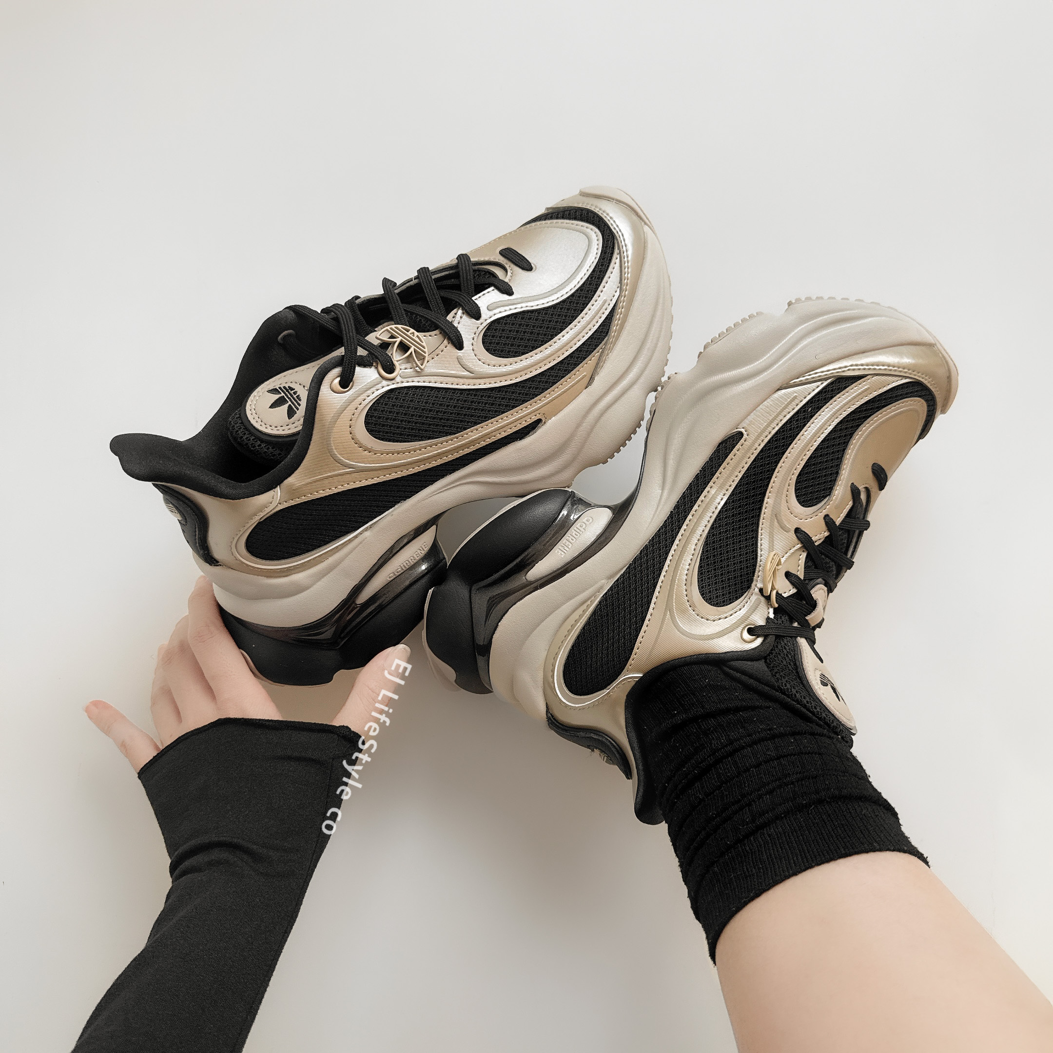 ADIDAS OZVENUZ 香檳黑金 香檳金 黑金 蝴蝶鞋 增高 厚底 宋雨琦同款 女鞋 KI0583 / 現+預