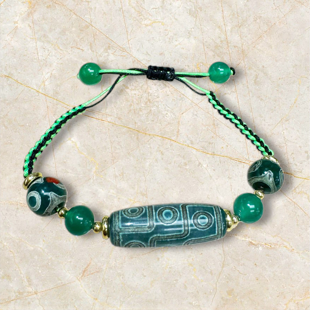 HKAF1214-001 九眼梭形天珠綠瑪瑙編織手繩(A1)