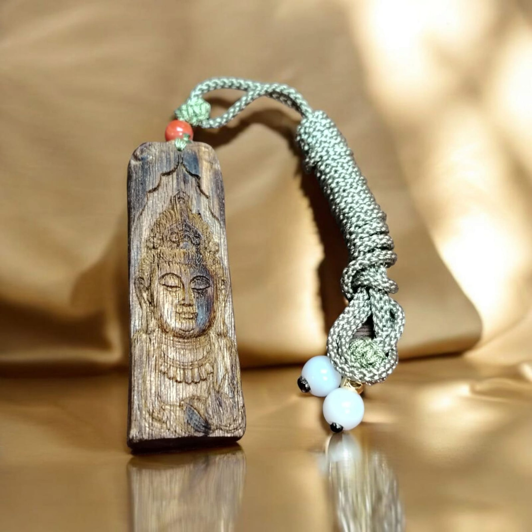 HKAF1214-020 天然越南綠棋楠大師級雕刻觀世音菩薩吊牌[附頸繩](A20)