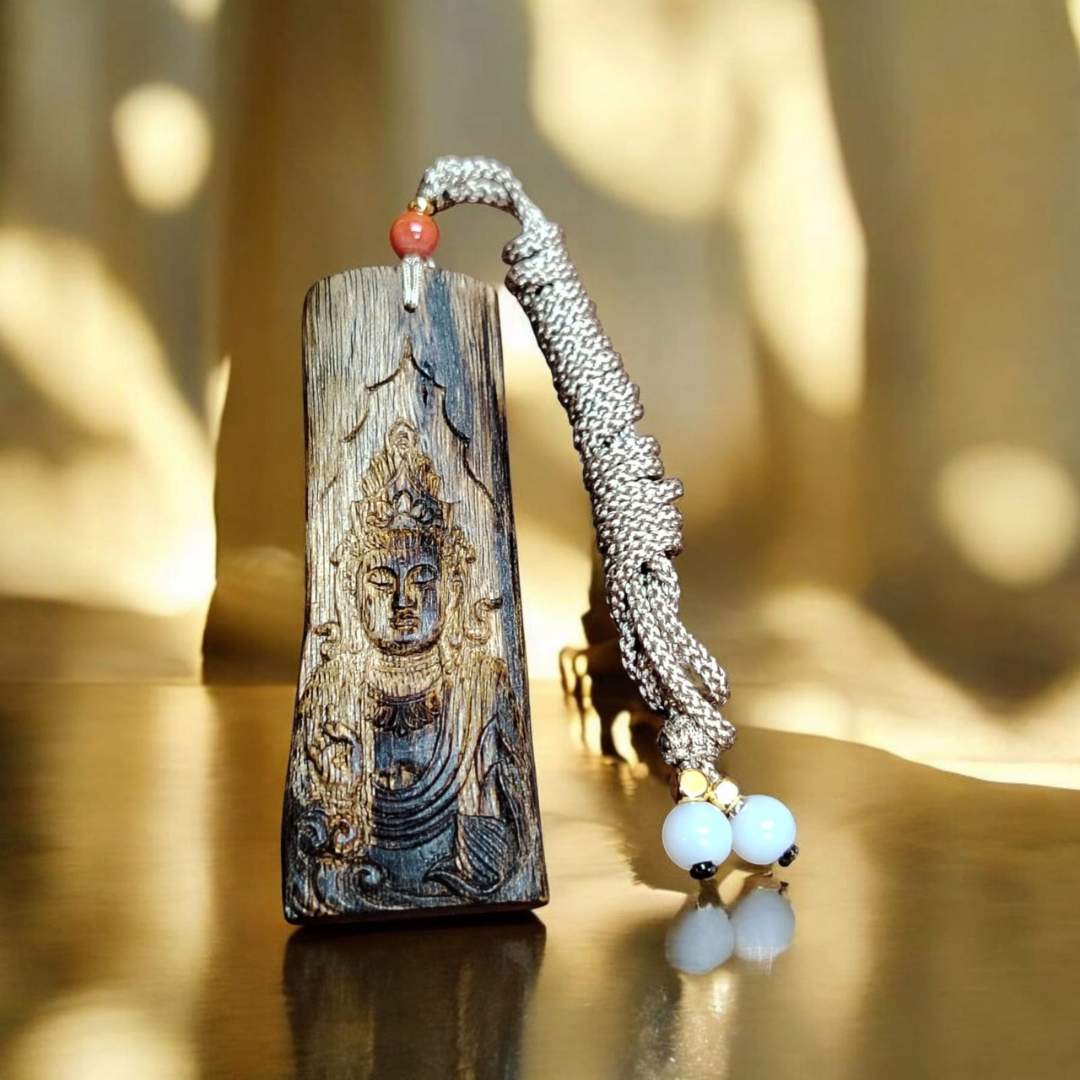 HKAF1214-021 天然越南綠棋楠大師級雕刻觀世音菩薩吊牌[附頸繩](A21)