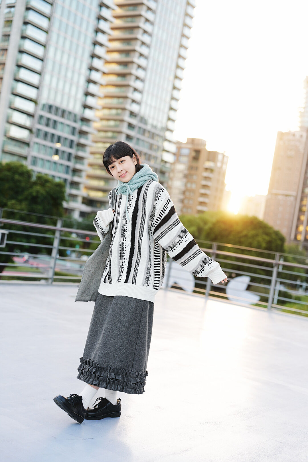 (限量)瀨戶內暖陽！復古幾何圖騰毛衣(三色-象牙白)