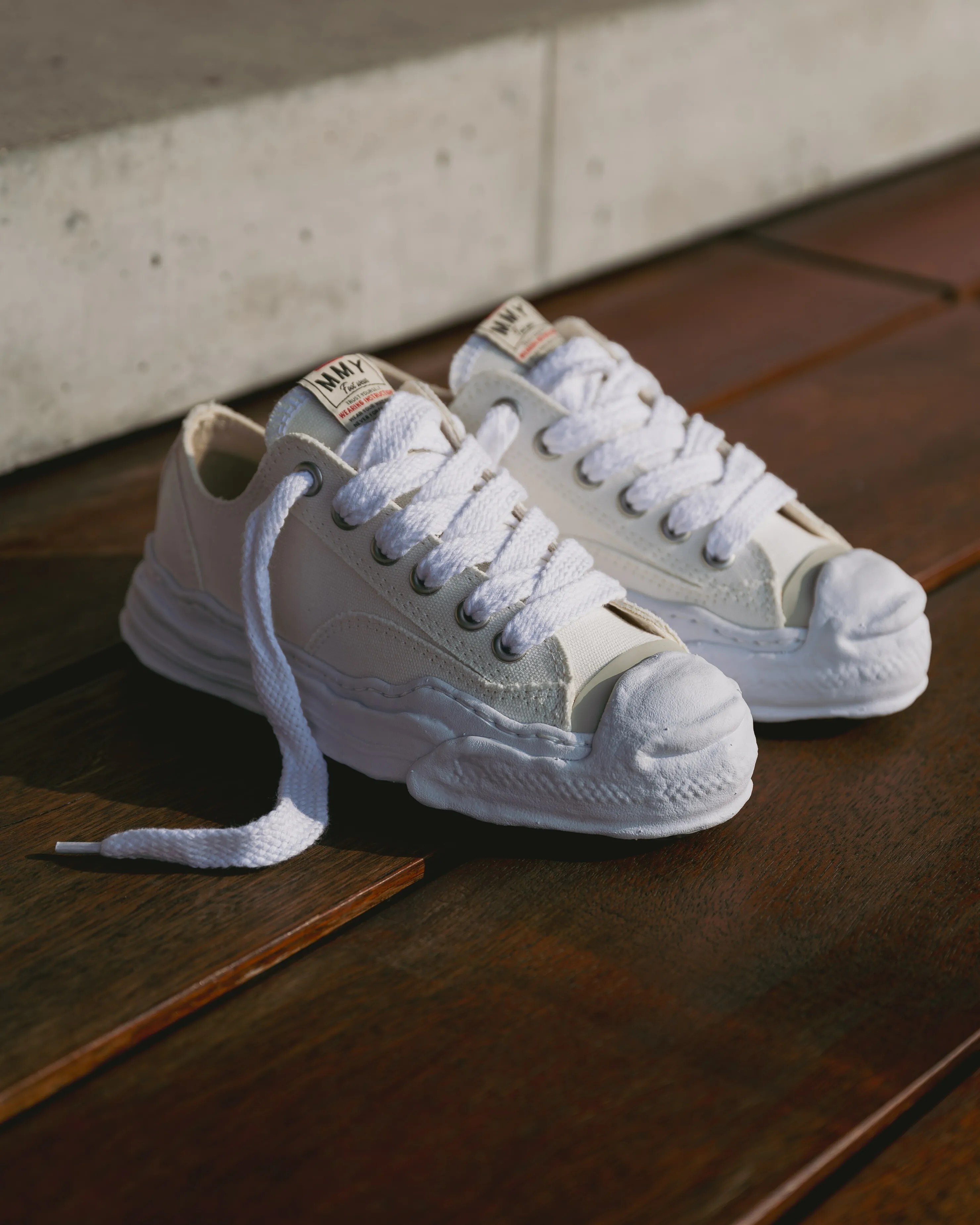 iSNEAKERS｜Maison Mihara Yasuhiro Hank OG Sole Canvas Low "White" 白色 三原康裕 A05FW702WT