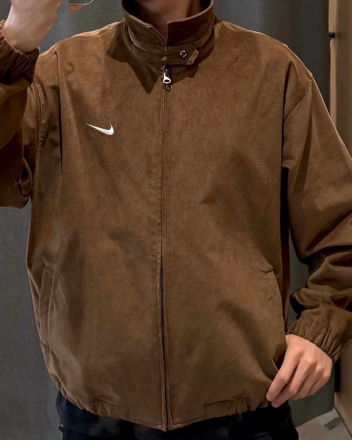 iSNEAKERS｜Nike Swoosh Life 燈芯絨外套 IM9349-235