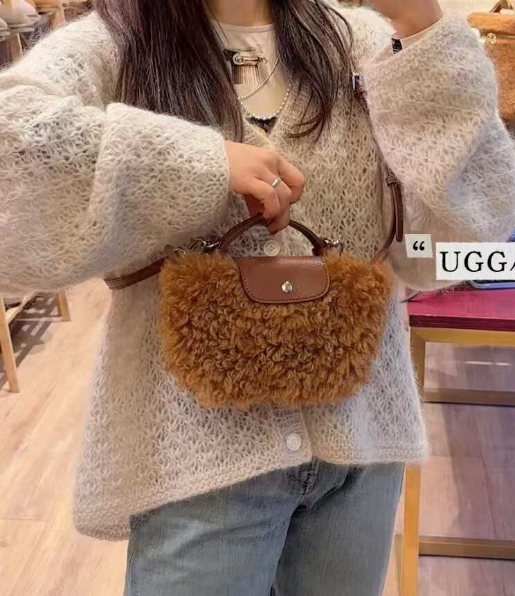 UGG17 -M