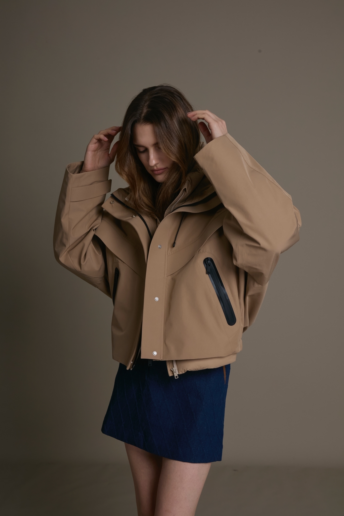 雙層可拆式羽絨 x 機能風衣混構外套