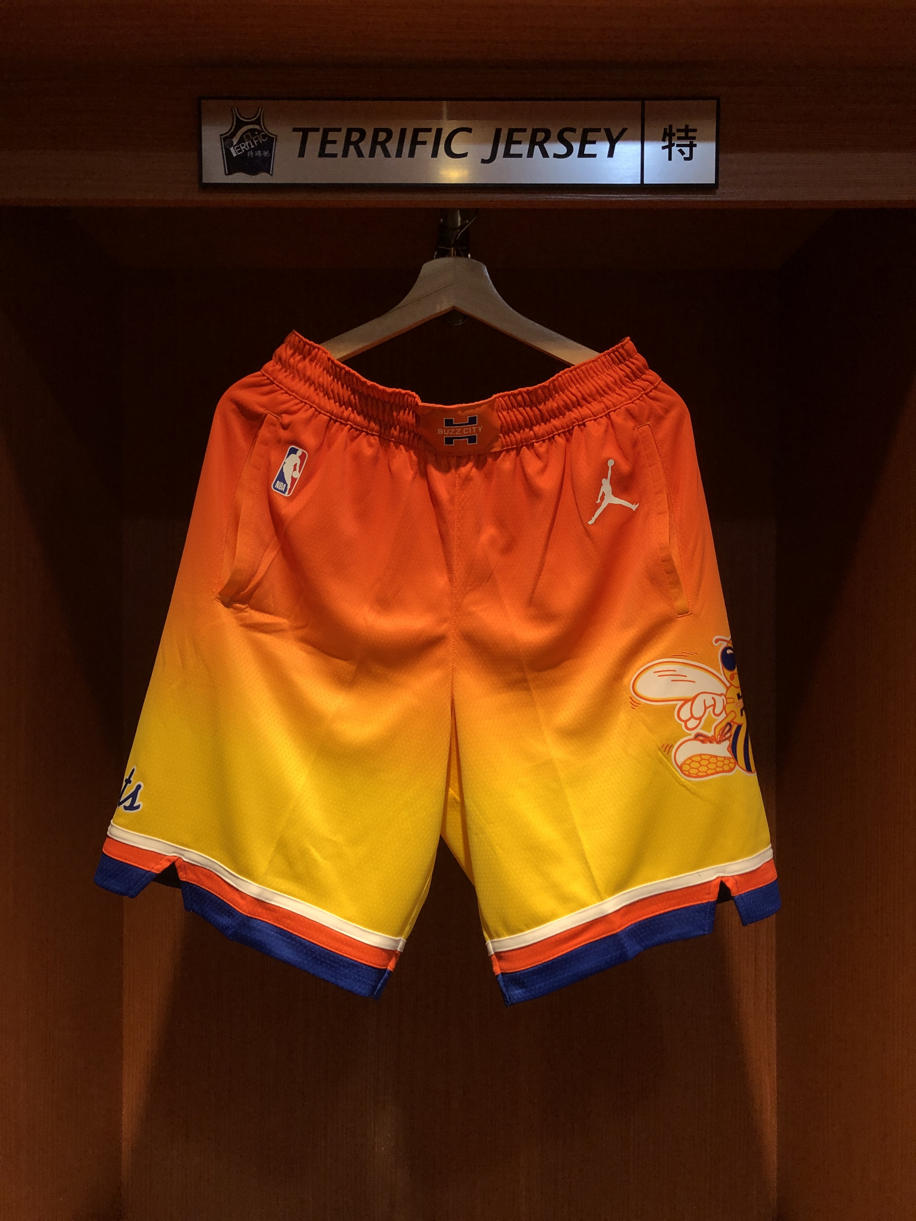 NBA球褲 Charlotte Hornets 夏洛特黃蜂城市球褲 25-26 City Jordan Swingman Shorts 球迷版 有口袋 全新