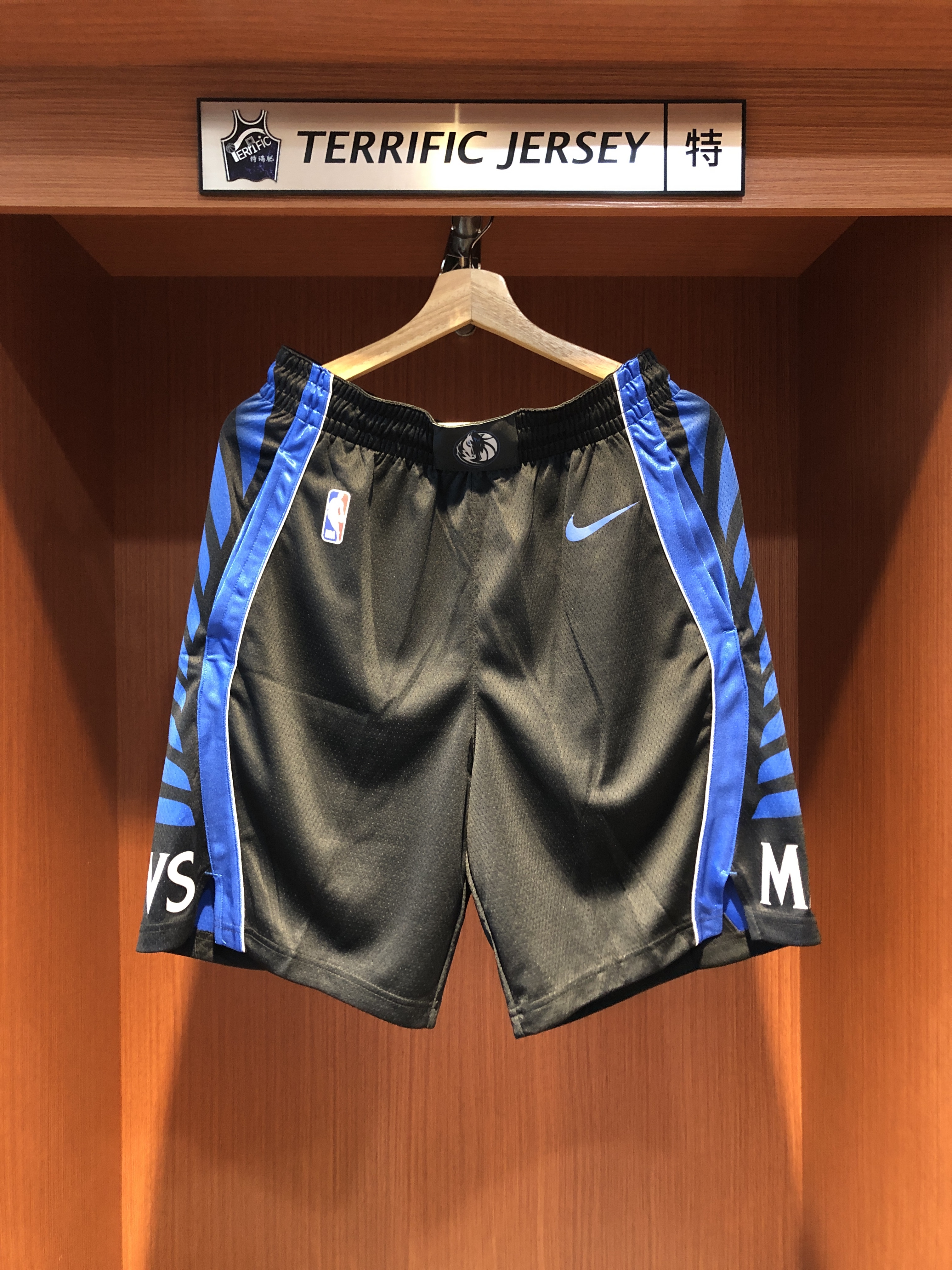 NBA球褲 Dallas Mavericks 達拉斯小牛城市球褲 25-26 City Nike Swingman Shorts 球迷版 有口袋 全新