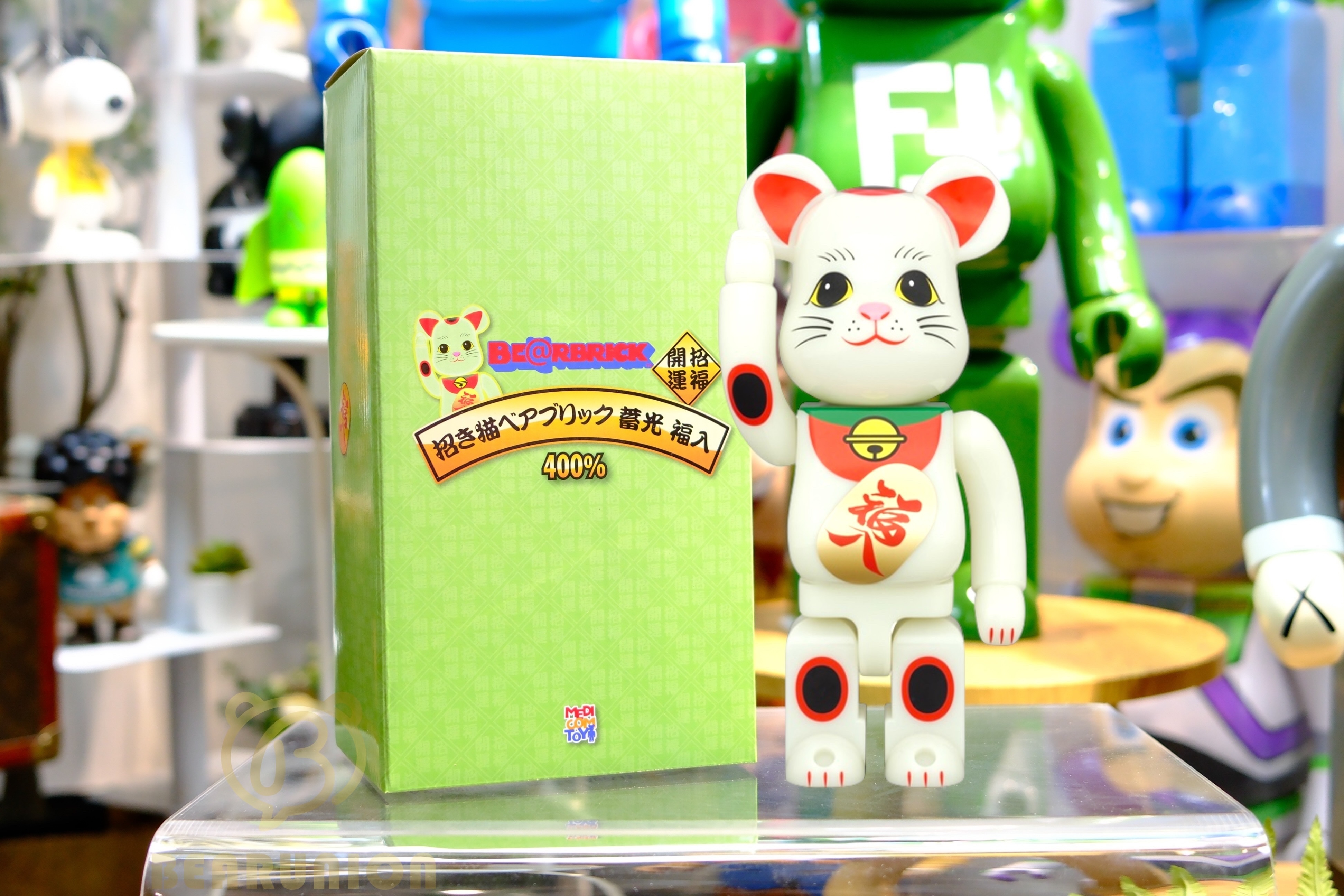 🥇現貨🥇Bearbrick 400% 福入 夜光招財猫