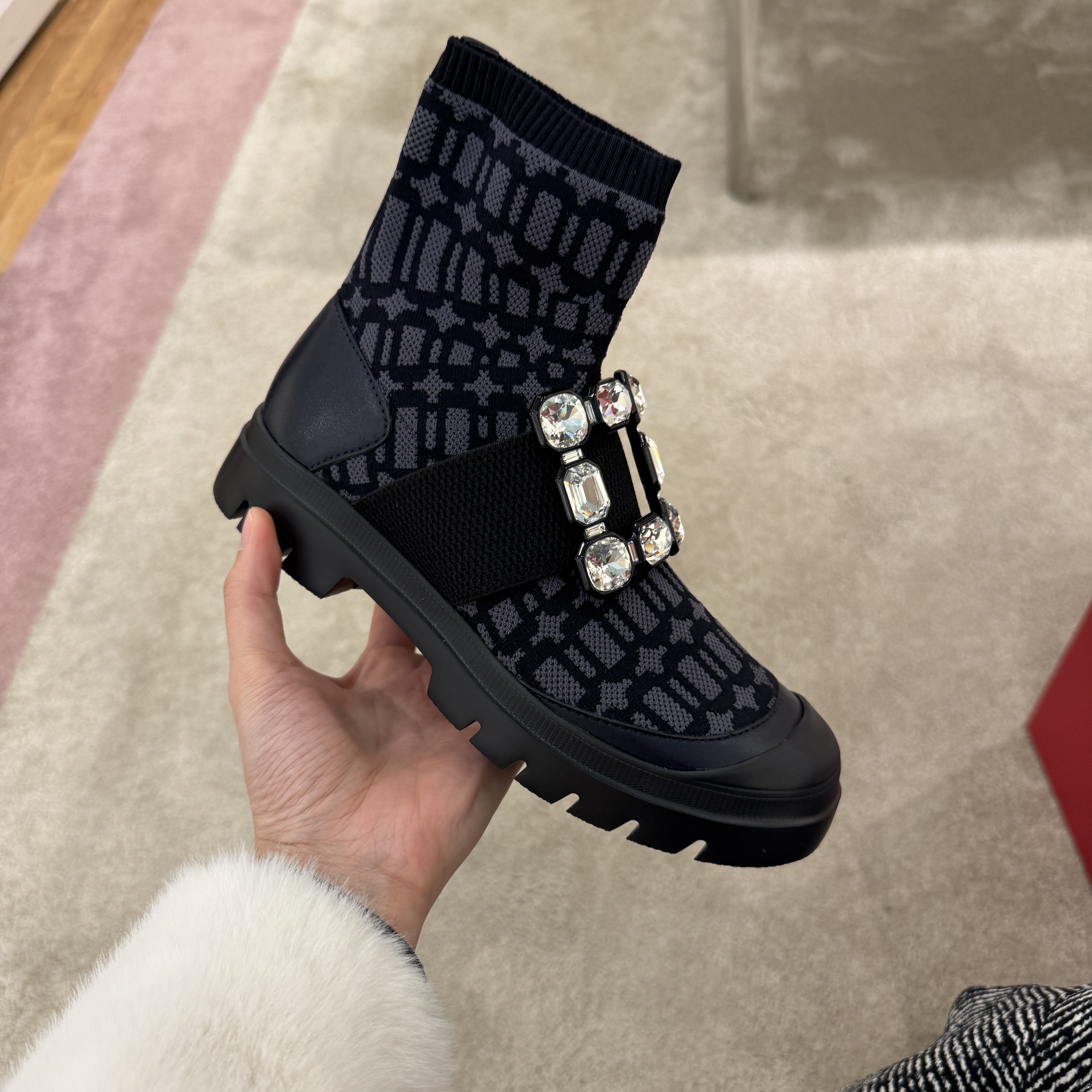 Roger Vivier walky Viv sneakers boots