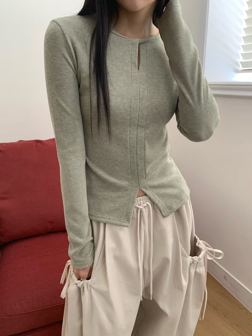 wist-neck rib top