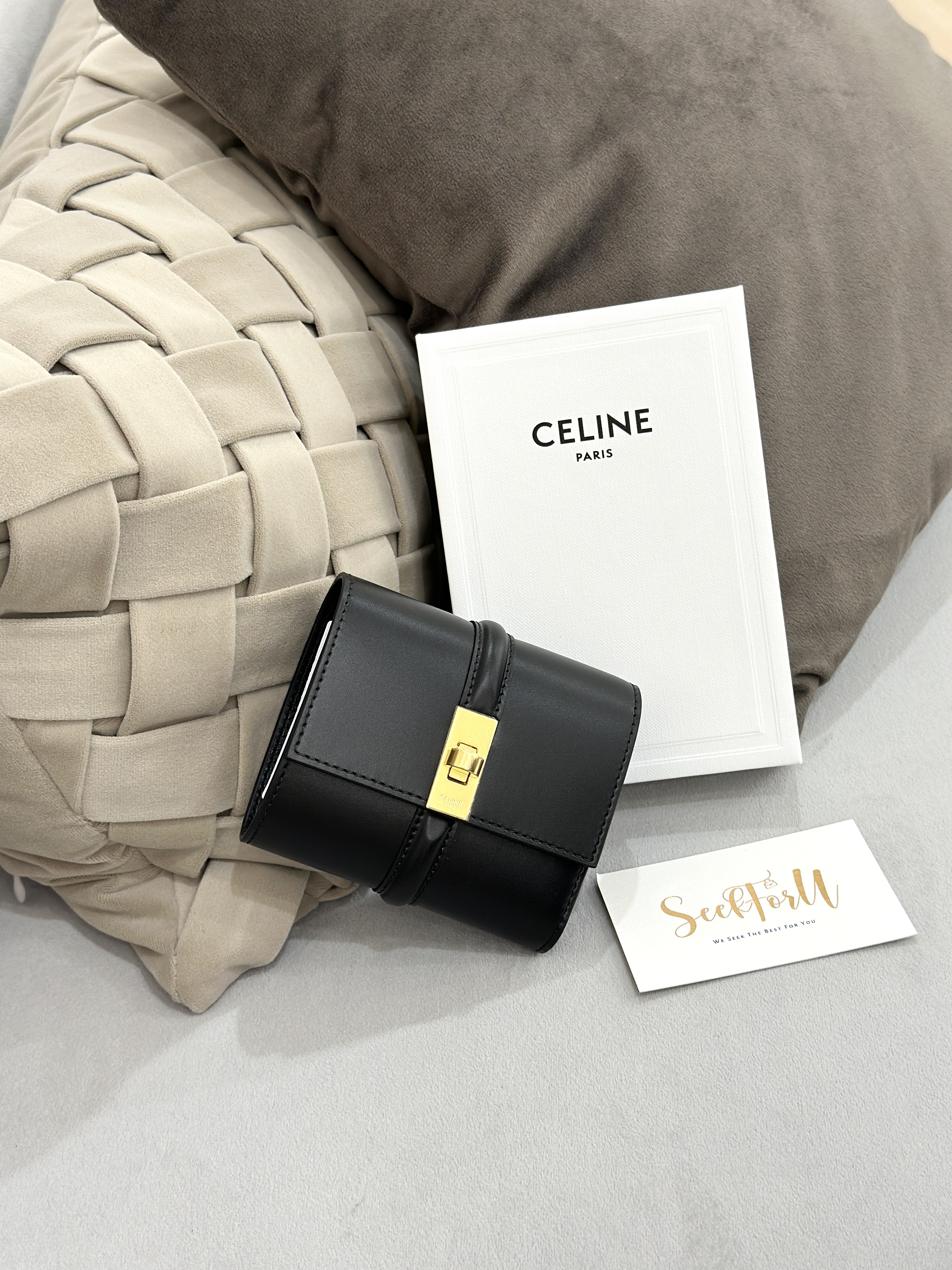 CELINE Small Trifold wallet 16