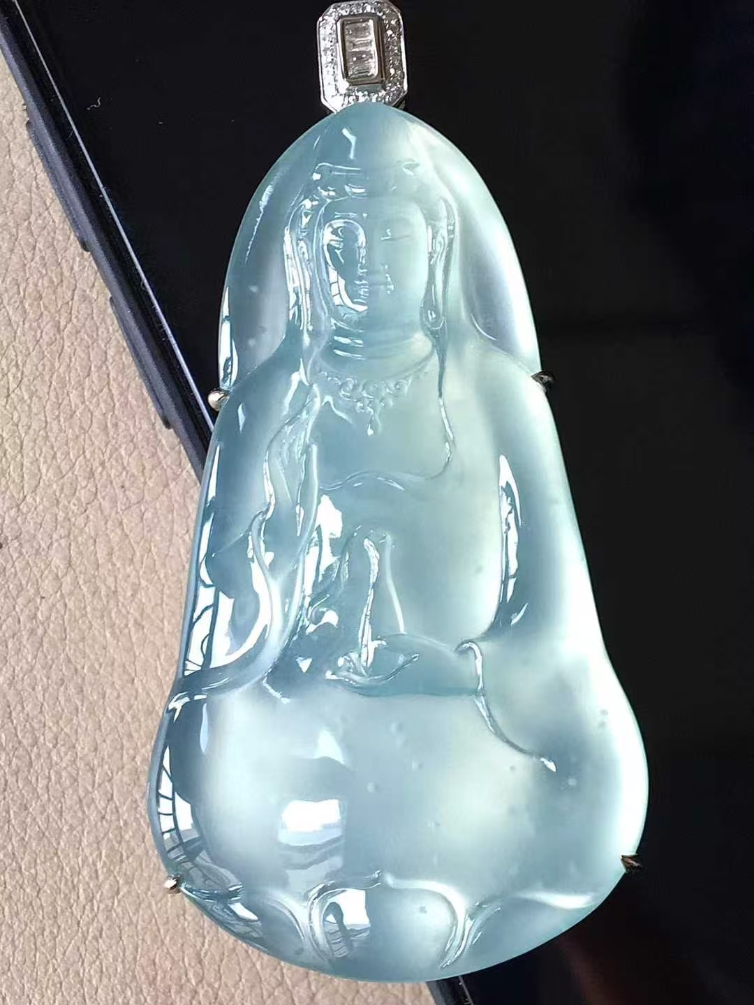 1265512 翡翠高冰觀音