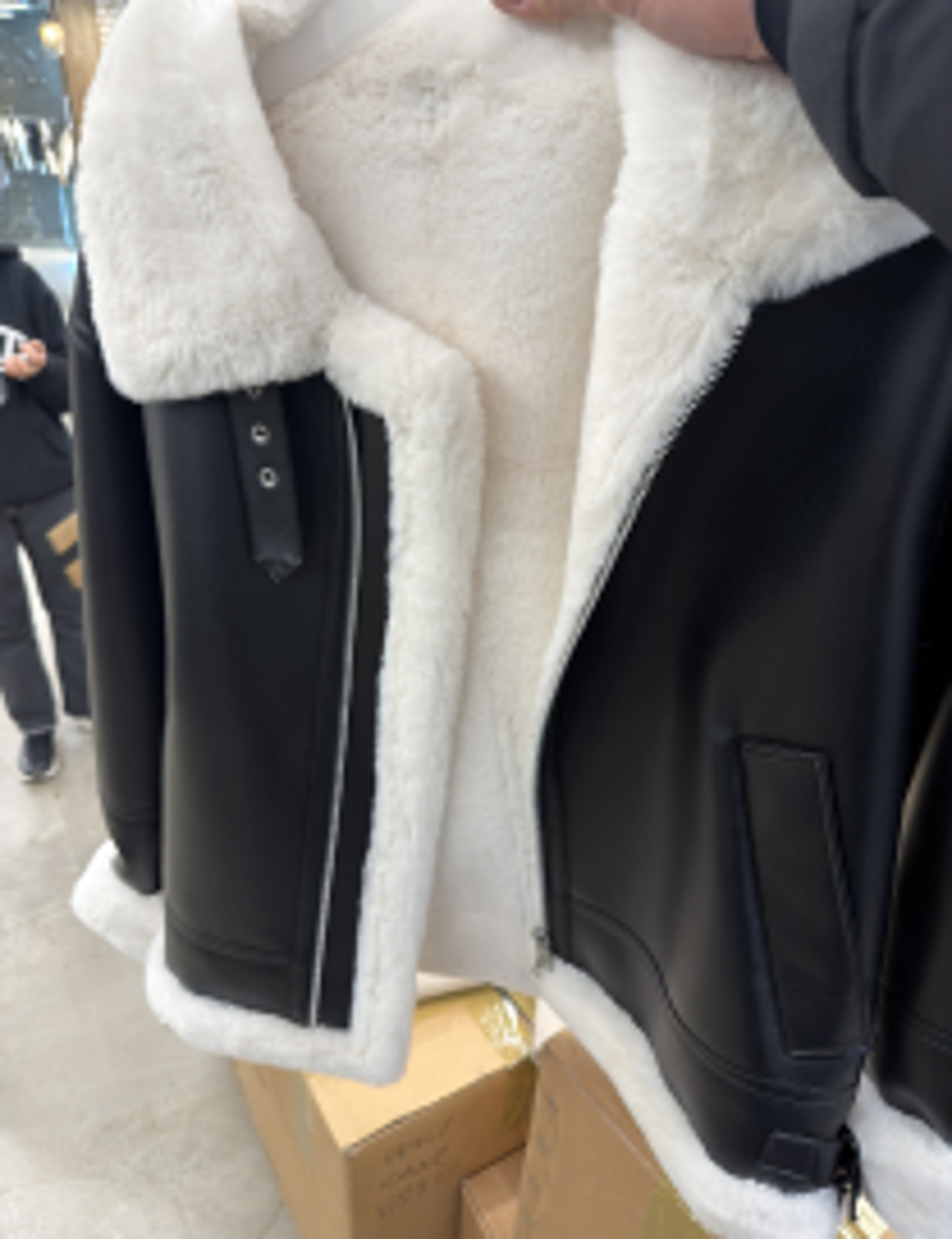 【直播】LL121415 韓國毛毛皮款外套 (FUR LEATHER )