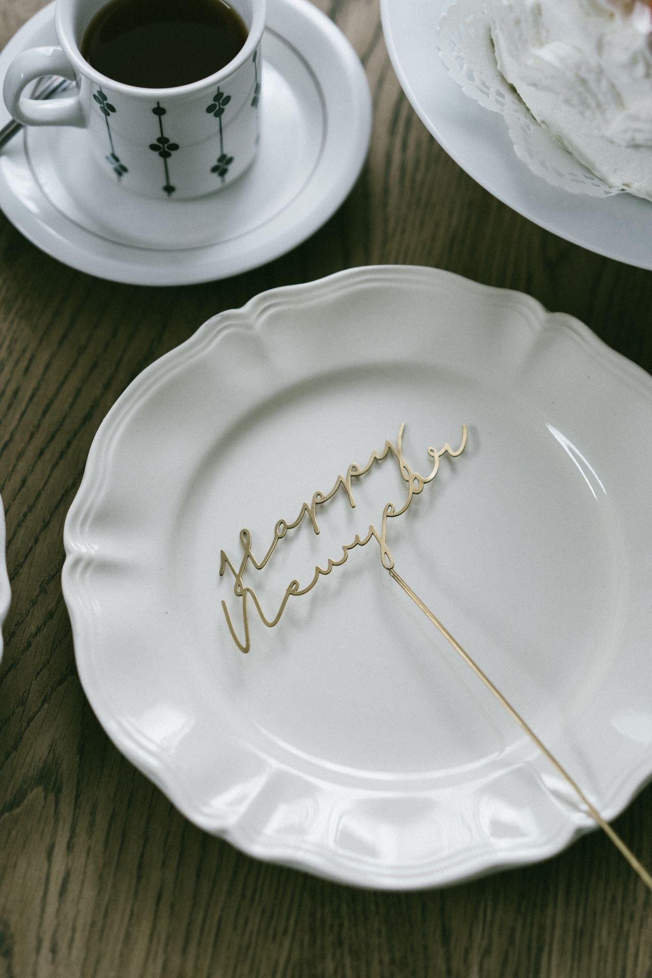 志成販売印度手工製黃銅插飾｜新年快樂HAPPY NEWYEAR