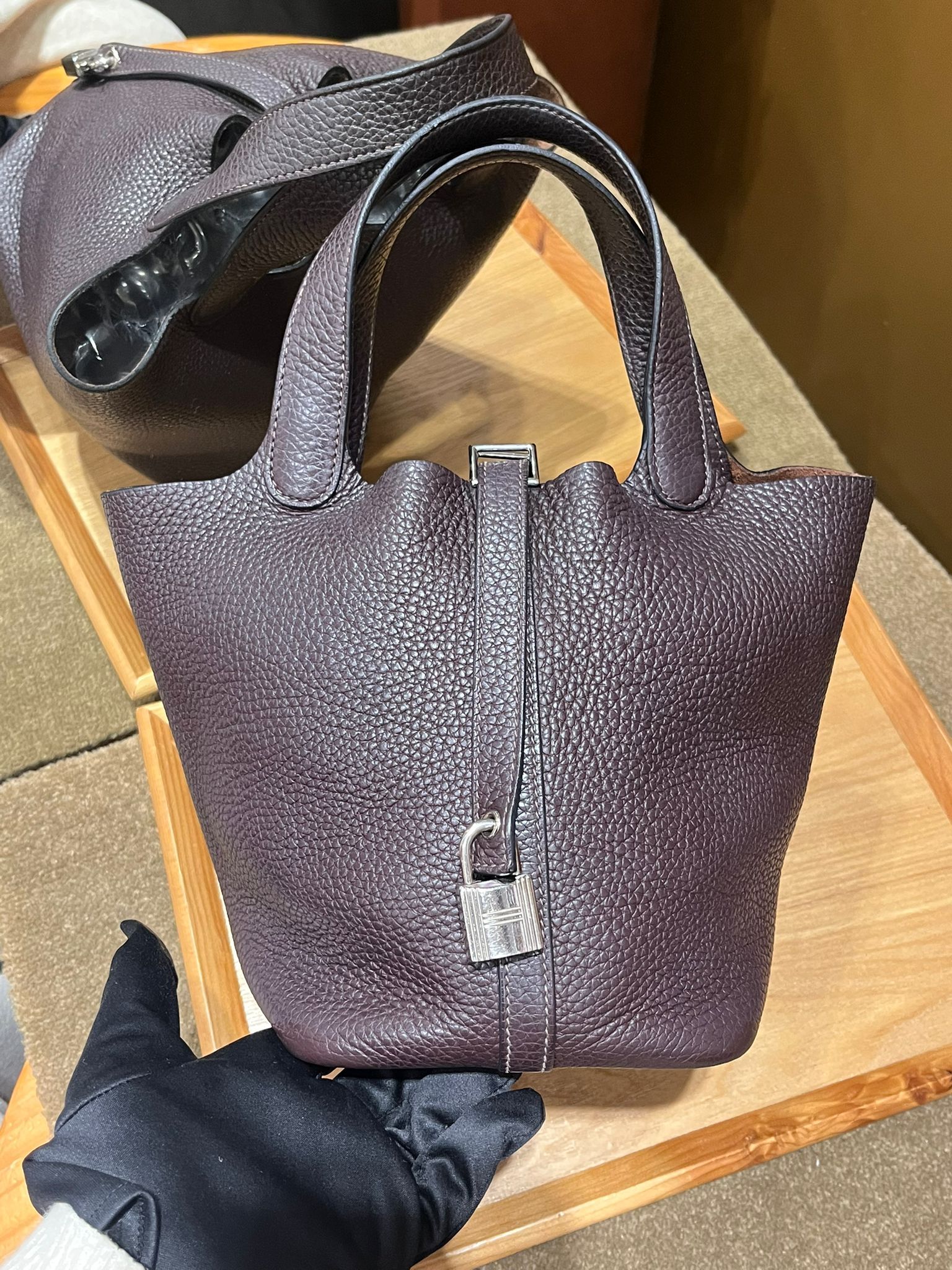 Picotin 18 深啡色 ck tc Z  (二手90%new）