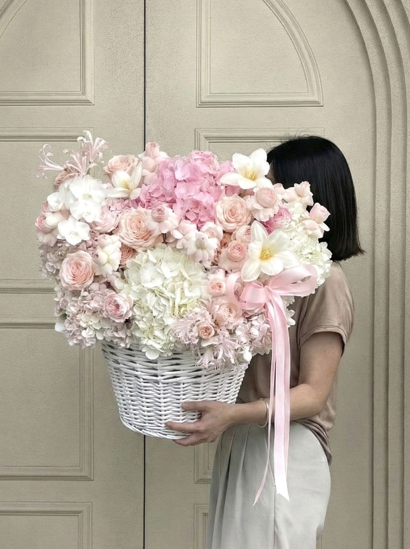 那座花園  鮮花盆花 鮮花竹編桶