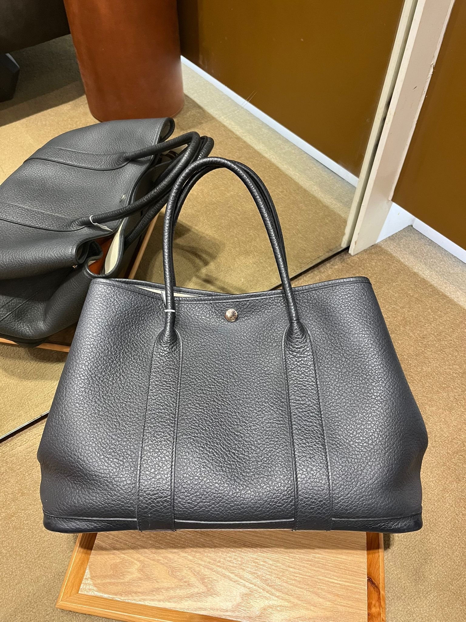 Garden party 36 89 noir leather  T （二手 90%new）