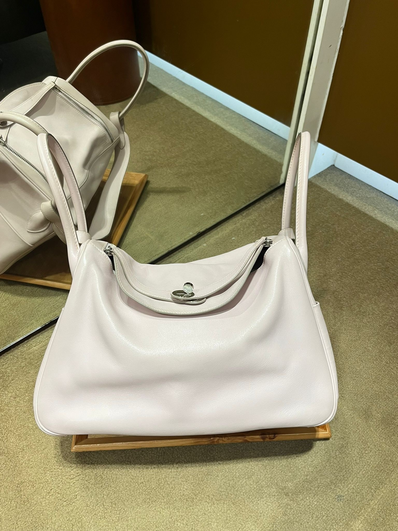 Lindy 30 粉色 ck swift 框L （二手85%new)