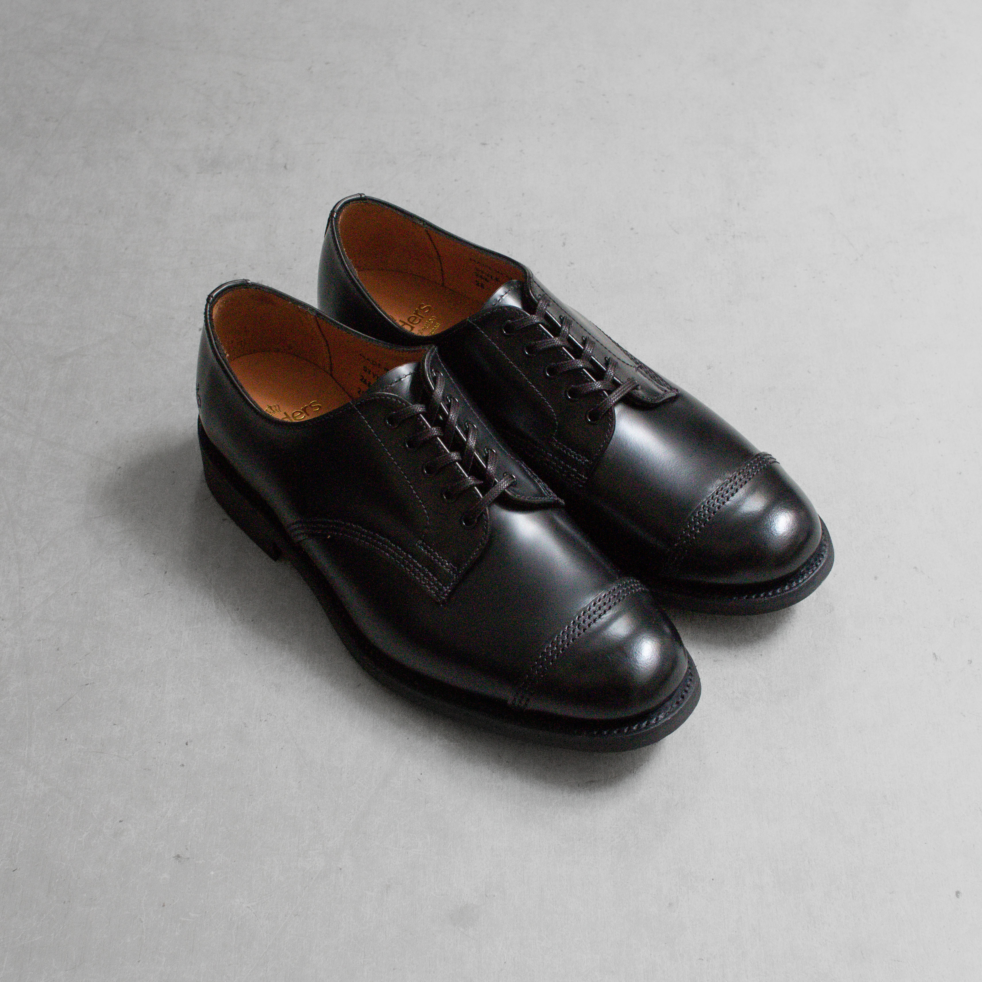 SANDERS MILITARY DERBY SHOE 1128B