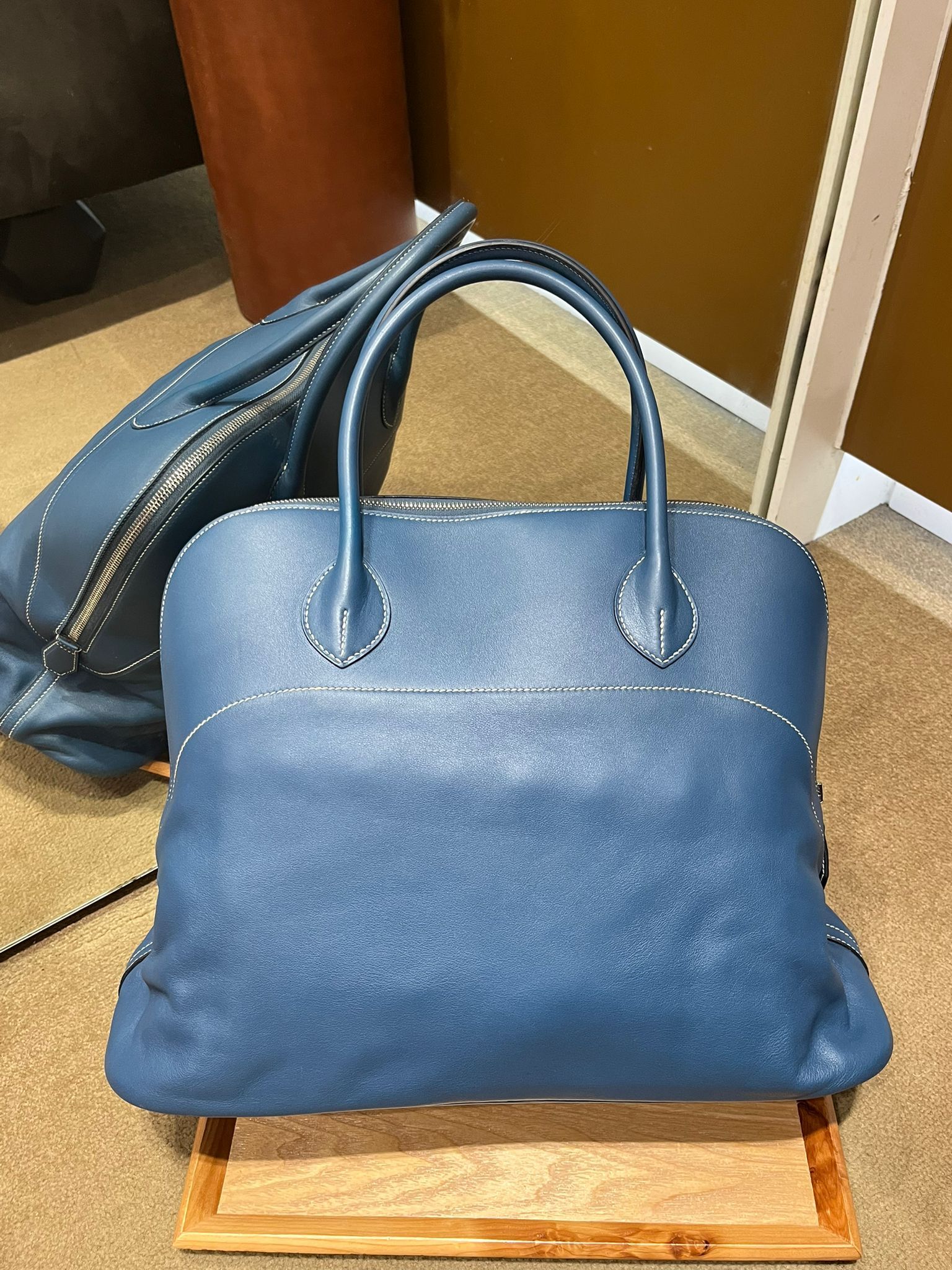 Bolide 40 深藍色 ck swift 框P （二手95%new）