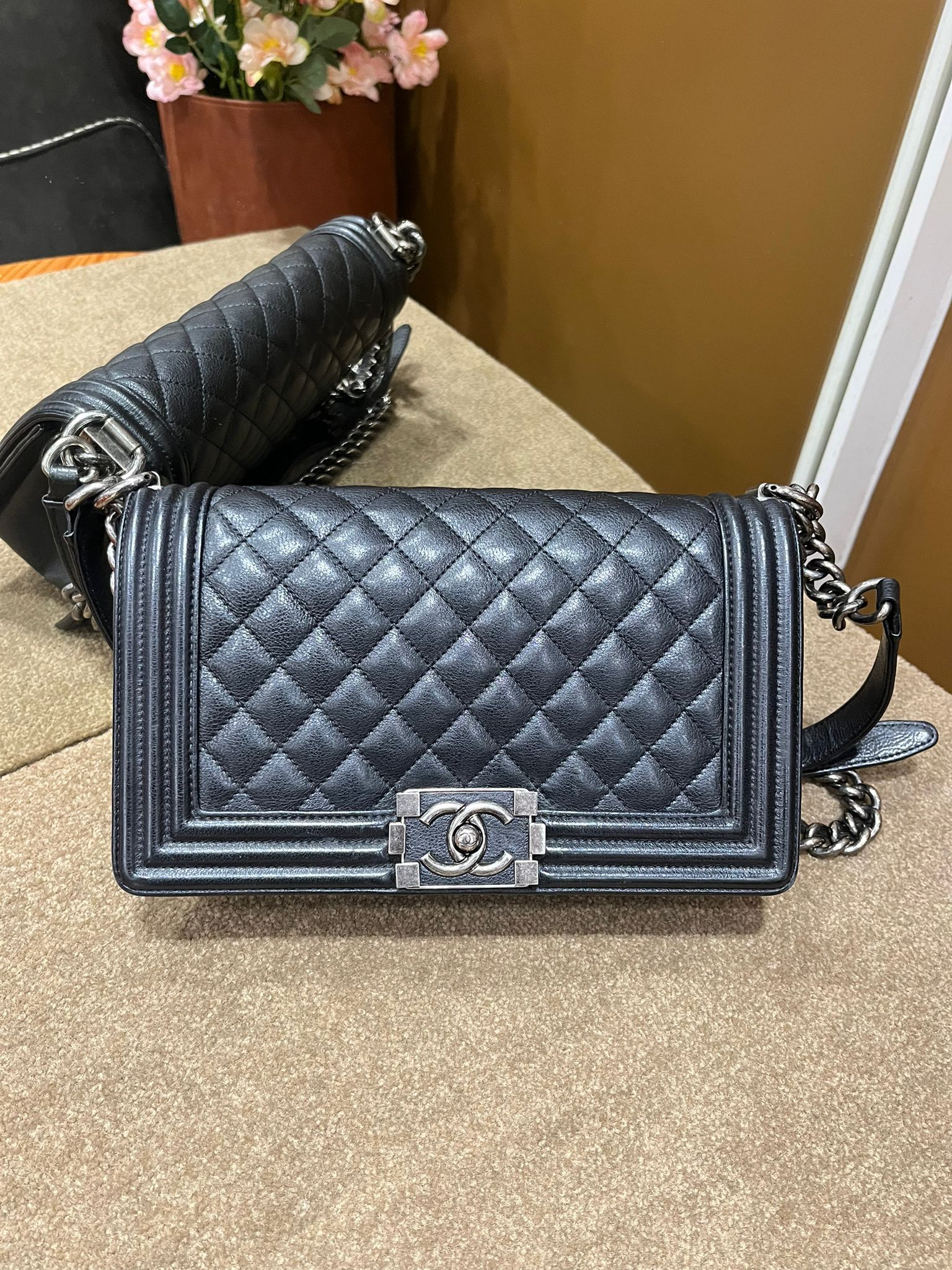 Chanel leboy 黑色 （二手 85%new)