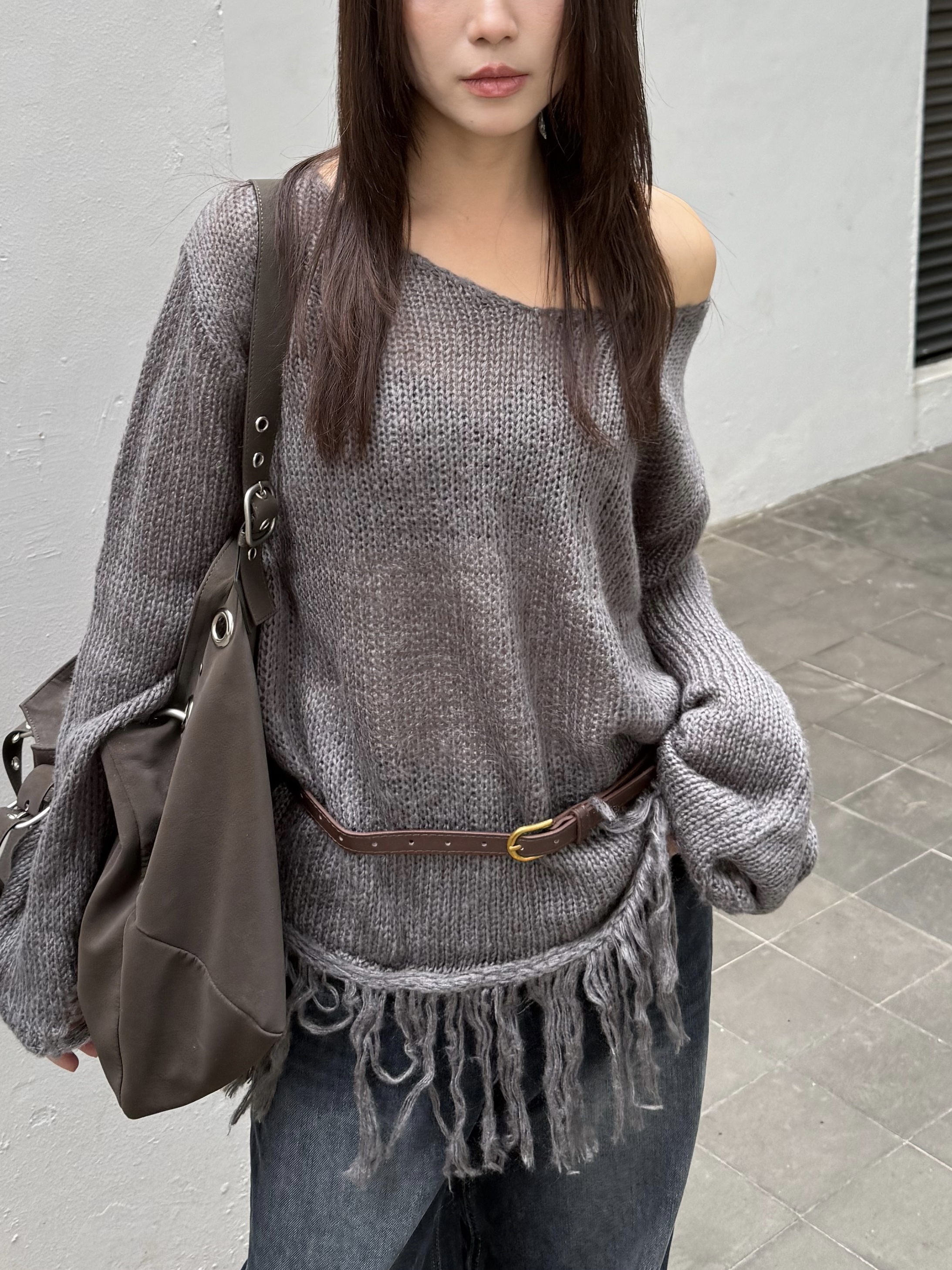 (訂購)時尚感流蘇針織🧶冷衫 T1222 (米白/深灰)