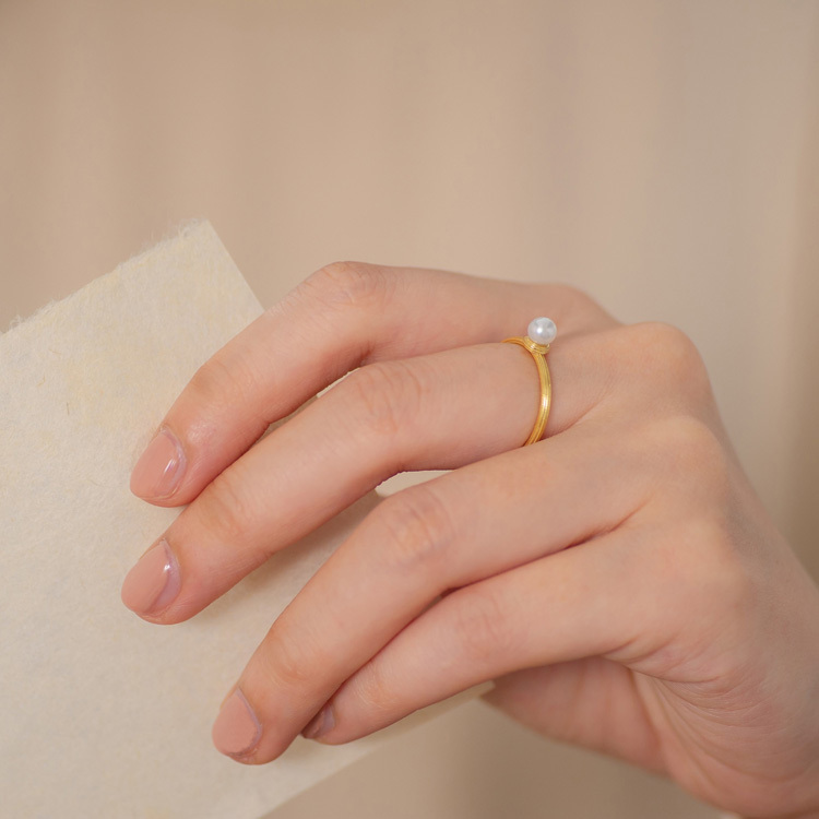 Akoya日本海水珍珠18K裝飾戒指 羅馬式風格