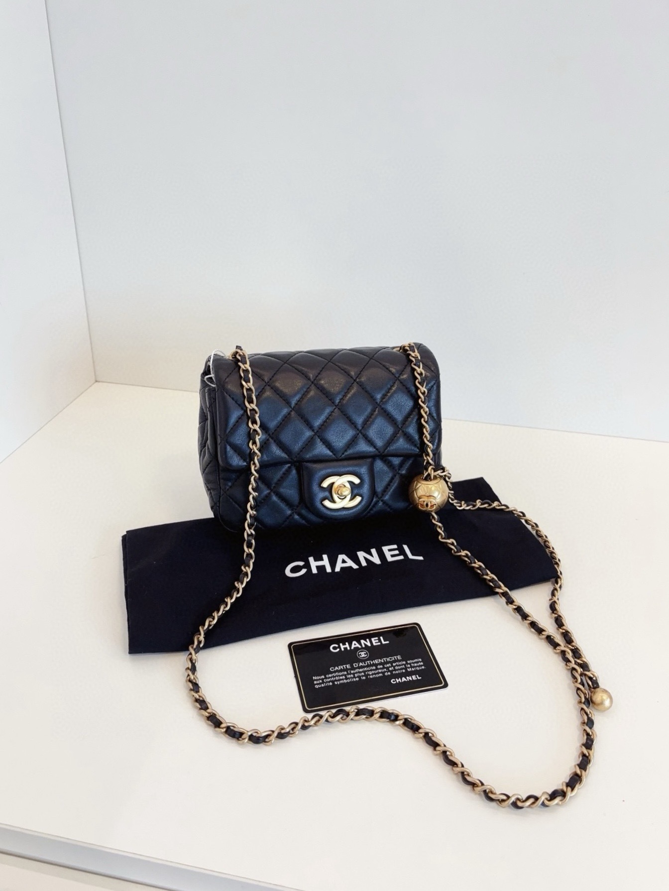 【98新】Chanel 黑金金球 CF方胖子
