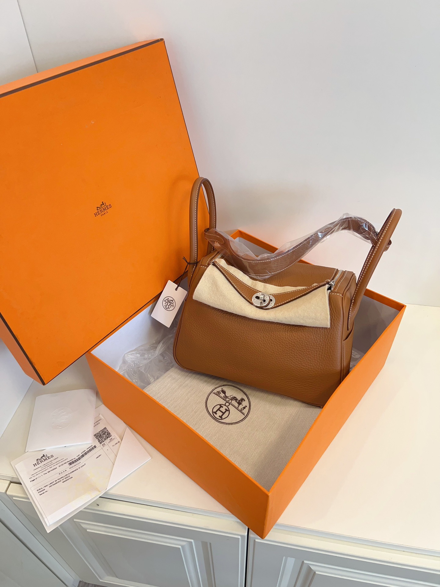 【全新】Hermes Lindy 26 牛皮手提包