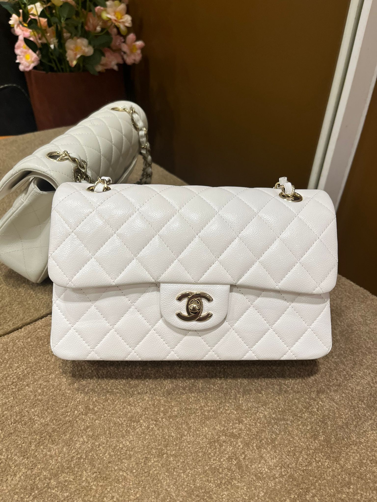 Chanel CF 小號荔枝紋白色芯片 24年 （二手99%new）