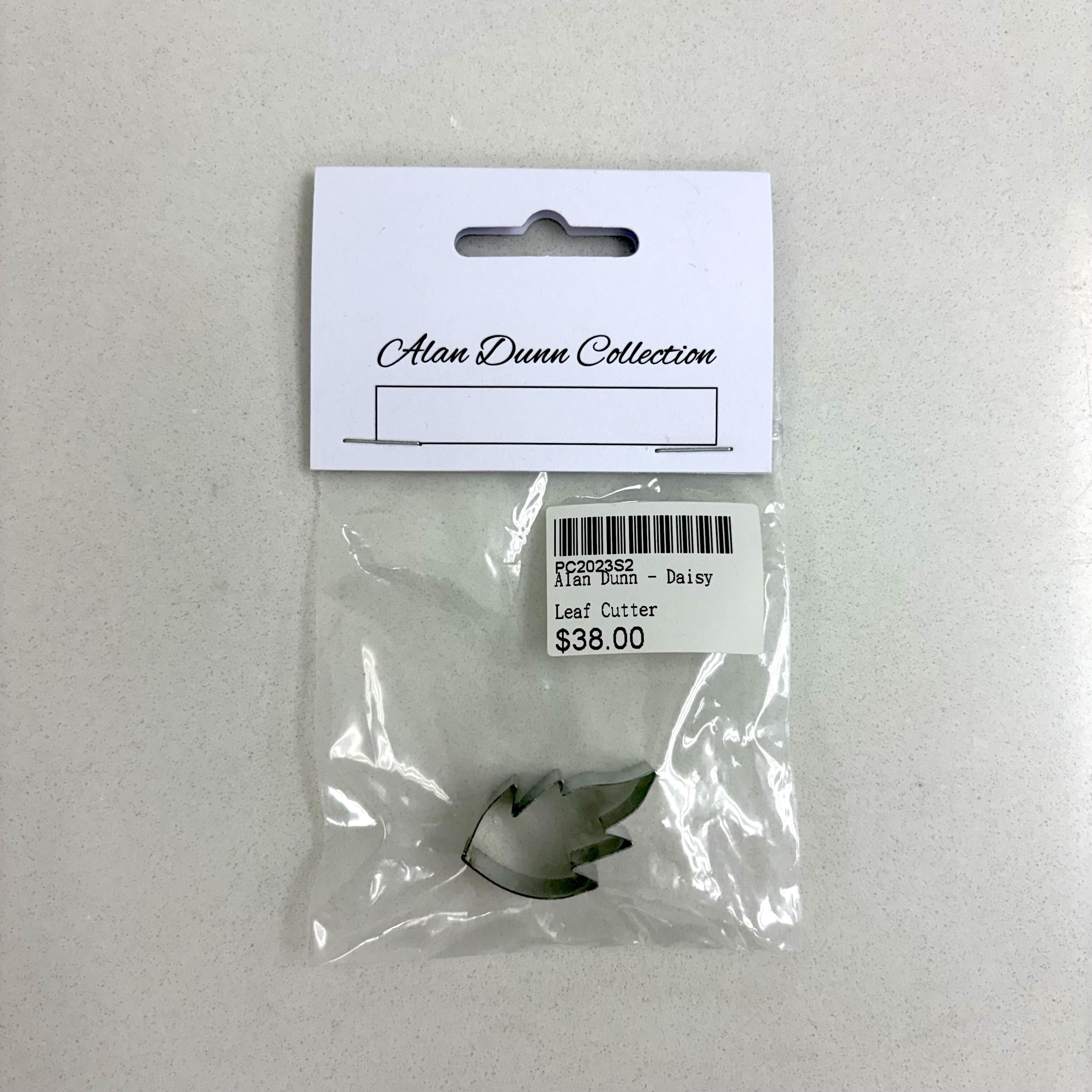 Alan Dunn Collection - Daisy Leaf Cutter