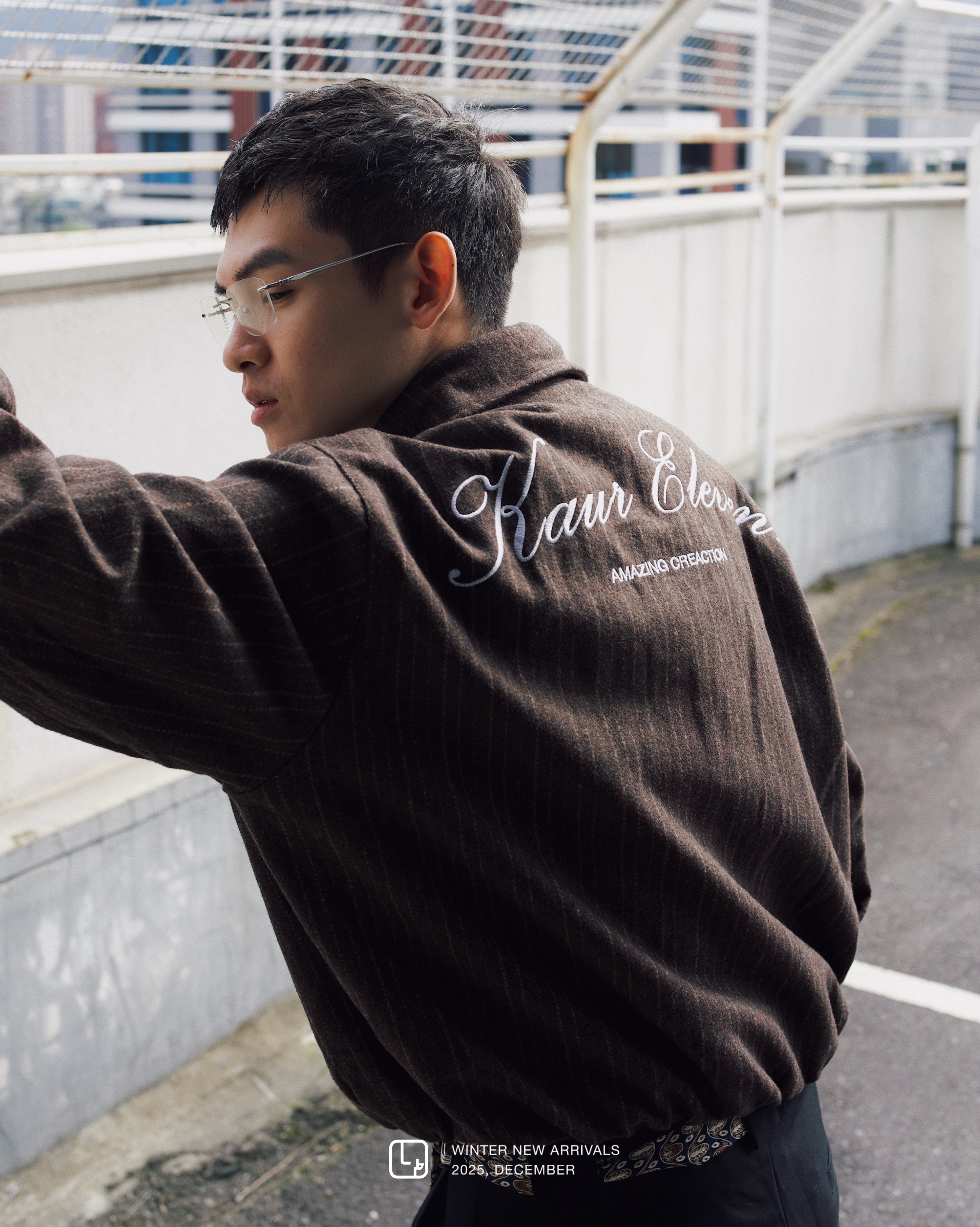 XIN SELECT 條紋 刺繡 背後 翻領 外套 咖色 CW1219