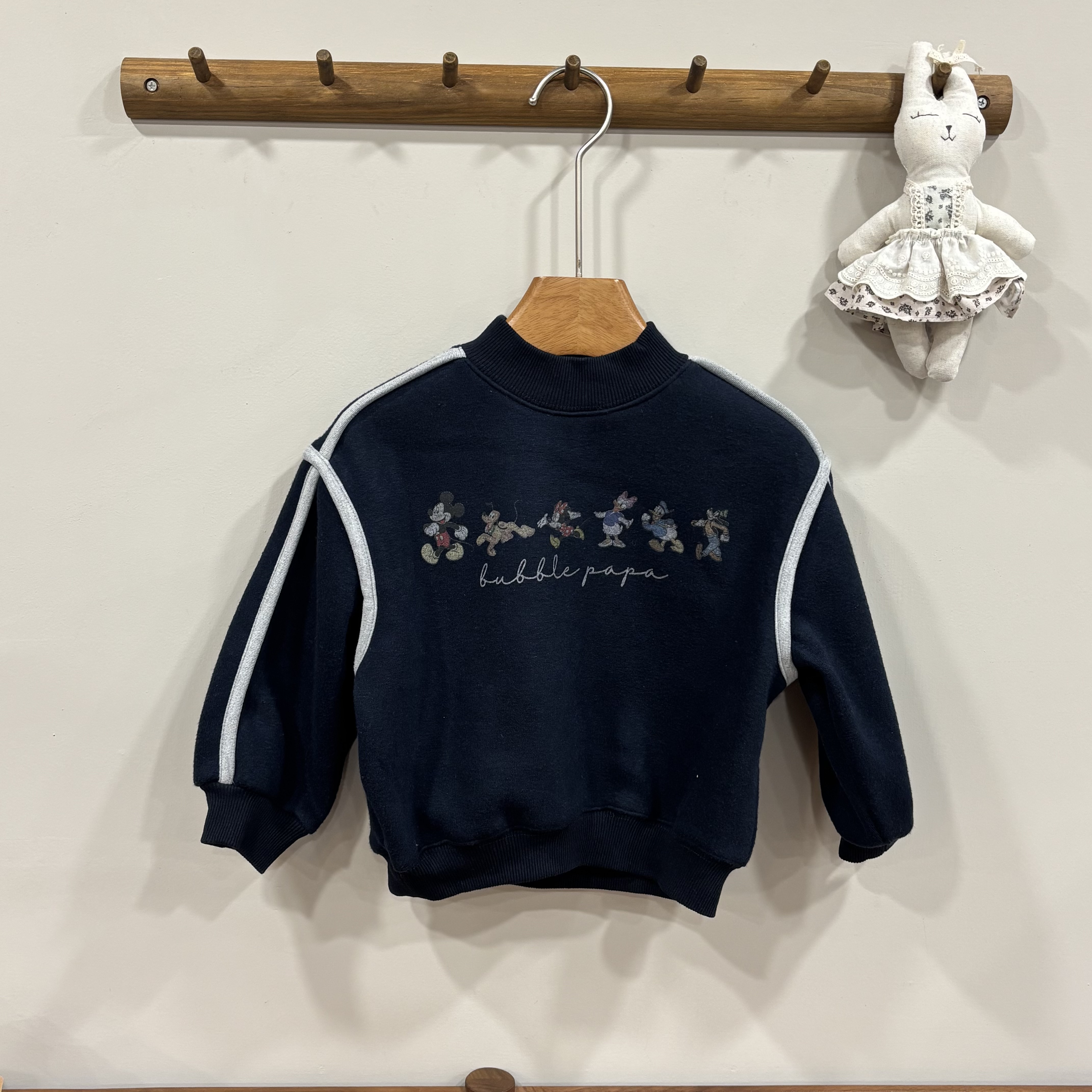 A03757圓領線條加絨大學踢