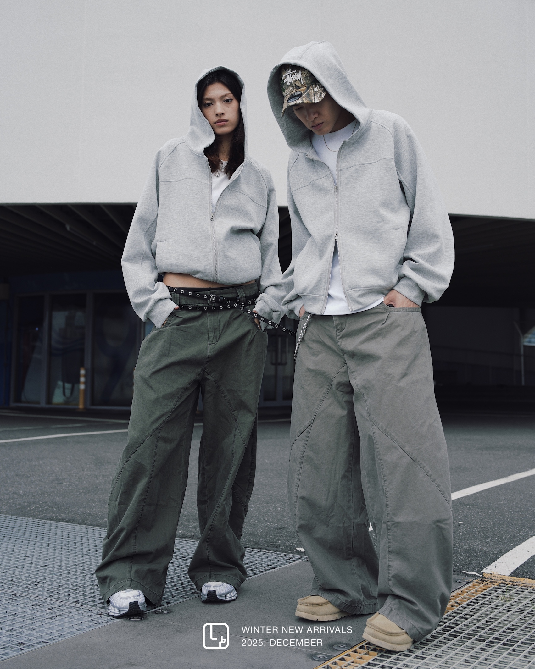 XIN SELECT 線條 彎刀褲 長褲 兩色 CK6822