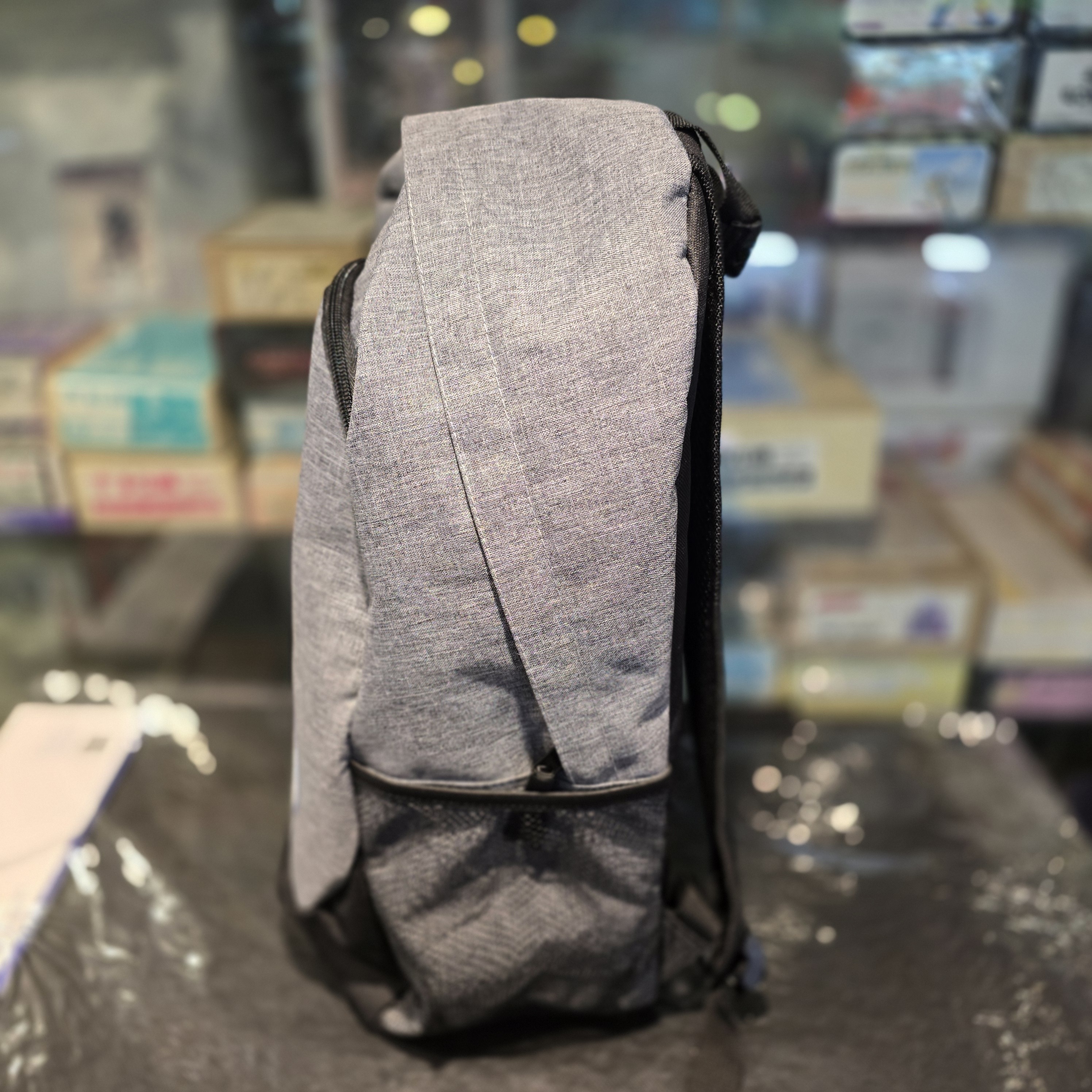 曼城灰色高級背包