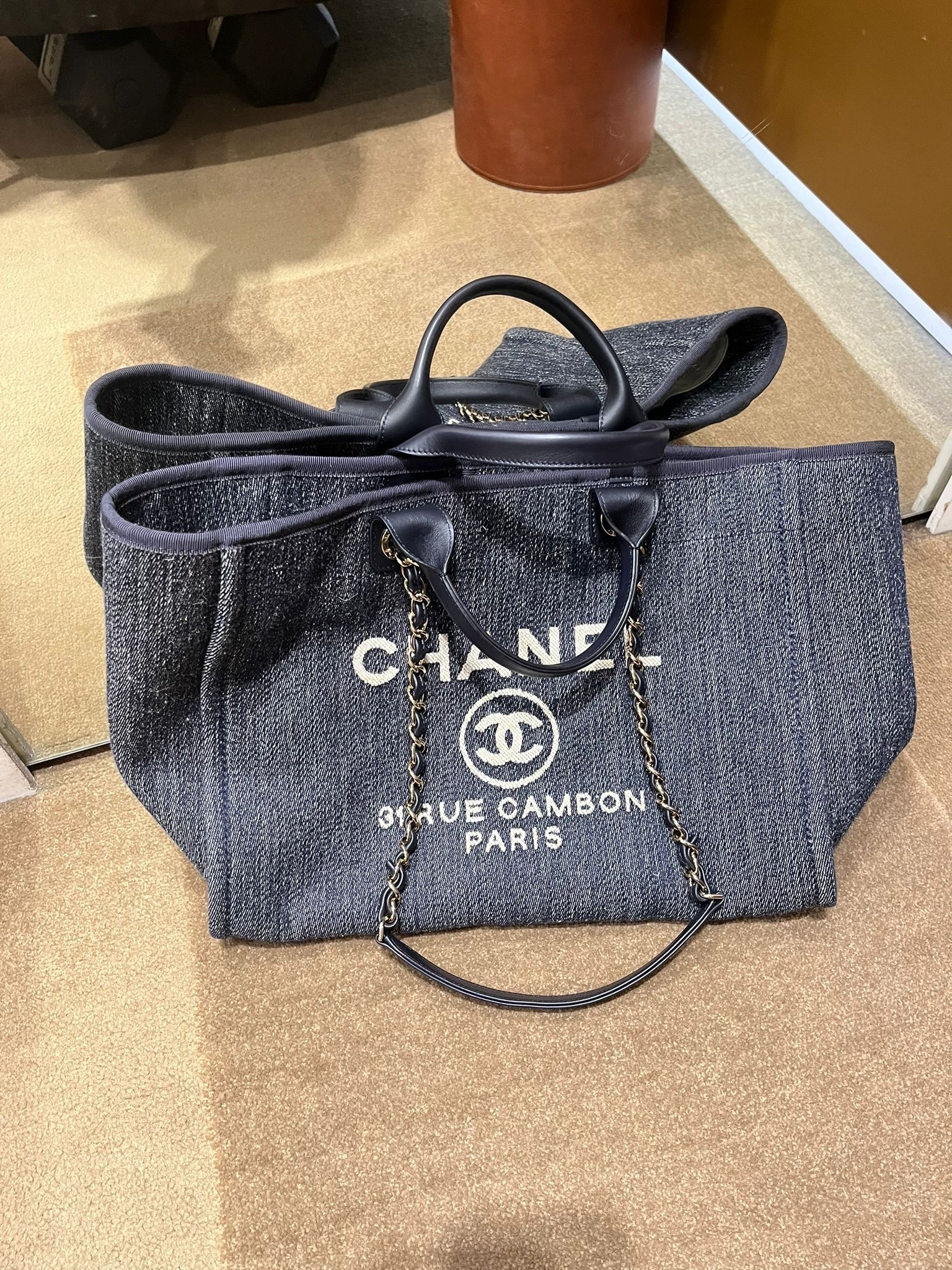 Chanel 購物袋（二手95%new)