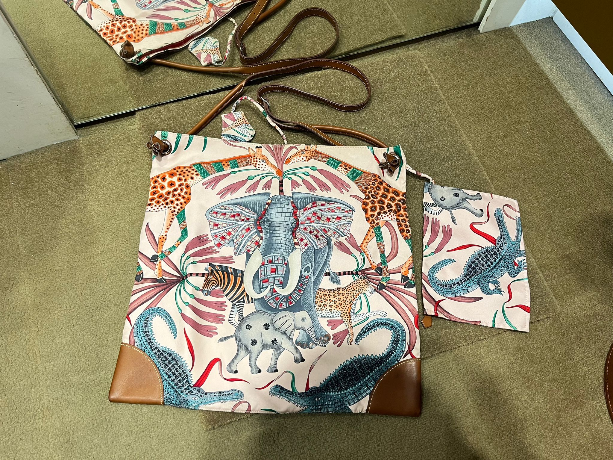 La Marche Du Zambeze Silky City X （二手95%new)